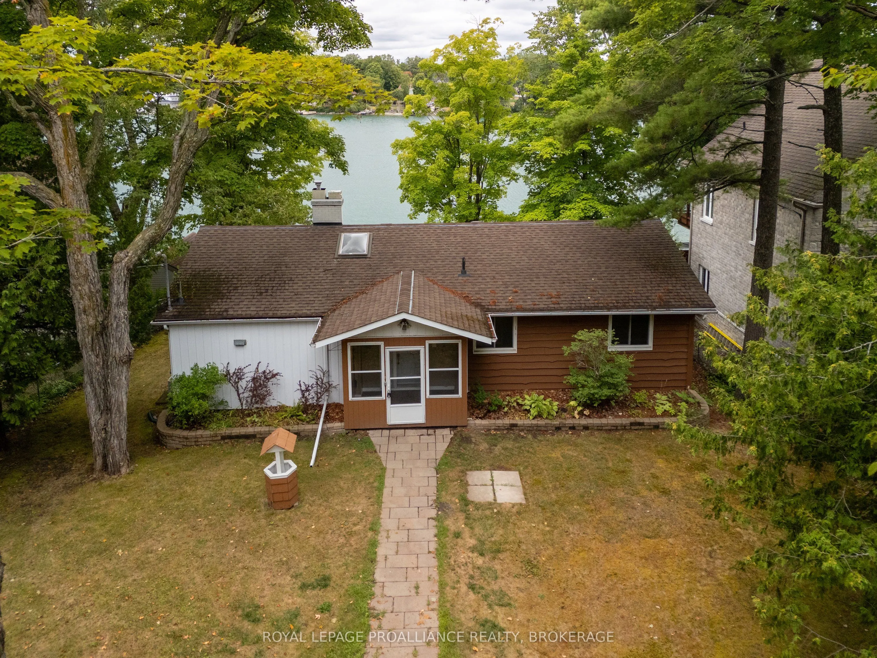 314 Nicholson Point Road