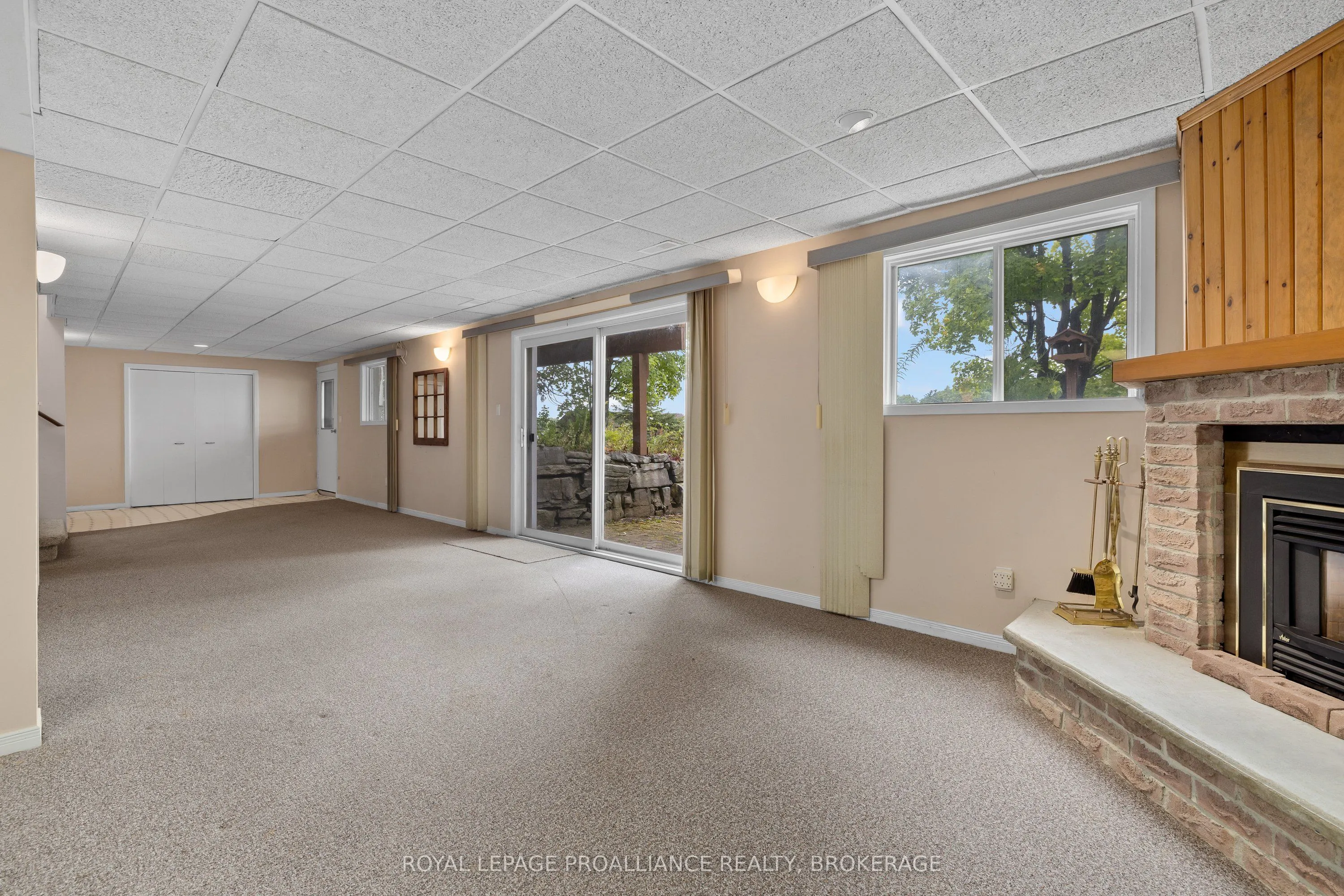 314 Nicholson Point Road