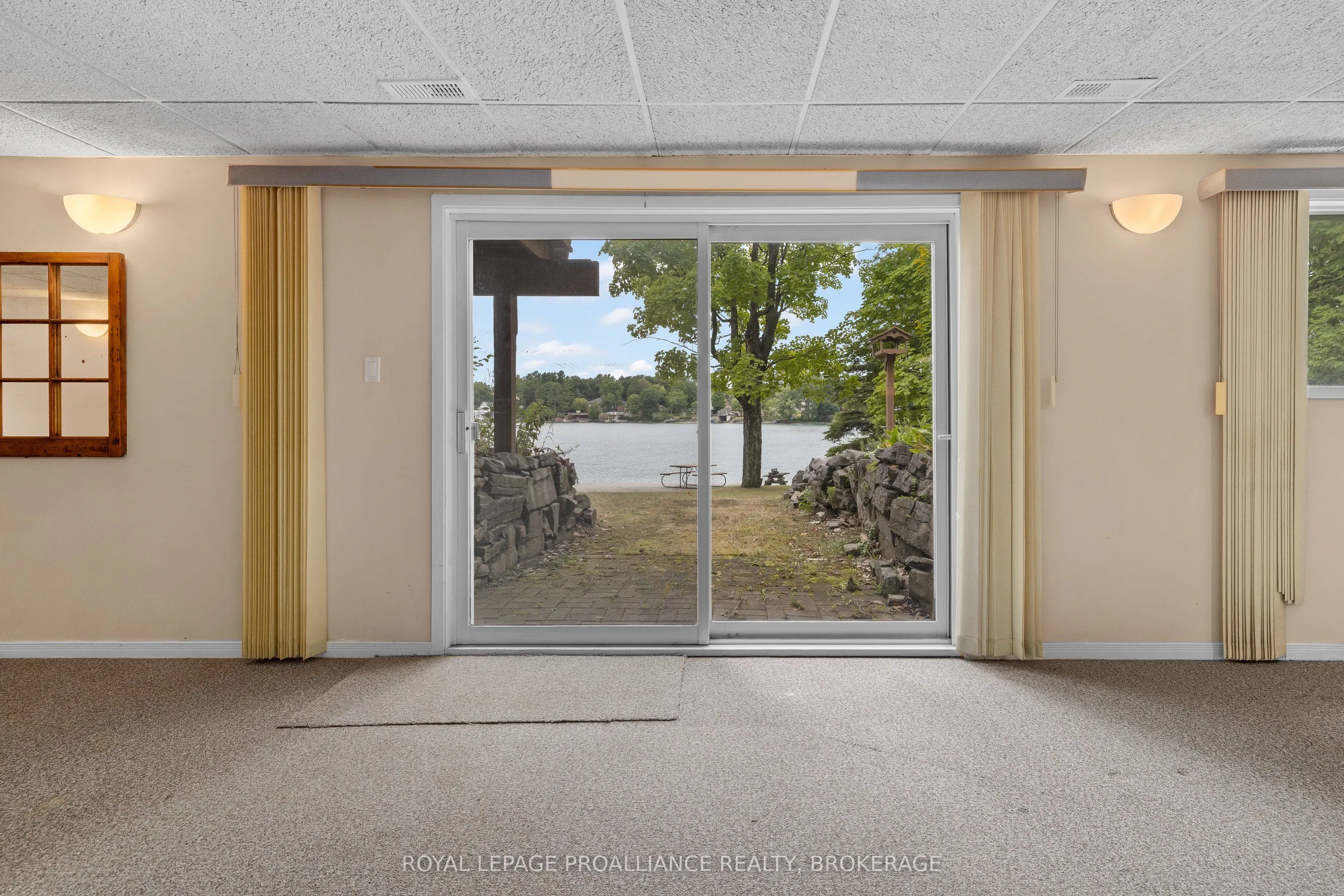 314 Nicholson Point Road