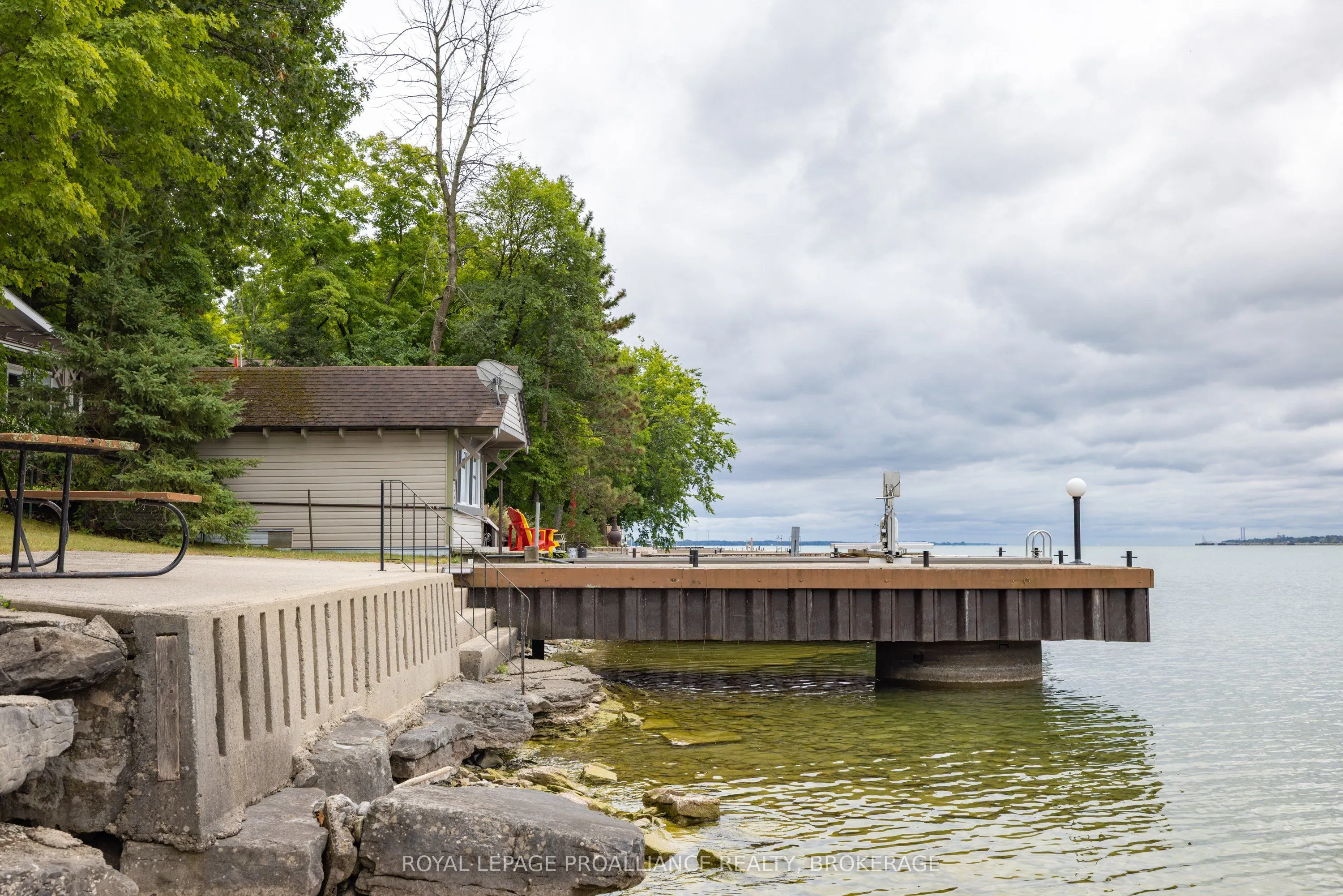 314 Nicholson Point Road