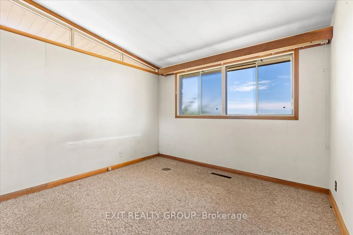 22649 Loyalist Parkway