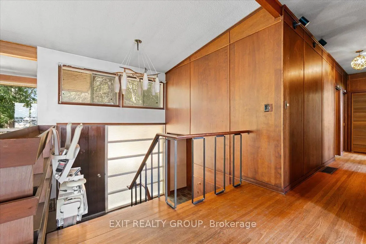 22649 Loyalist Parkway