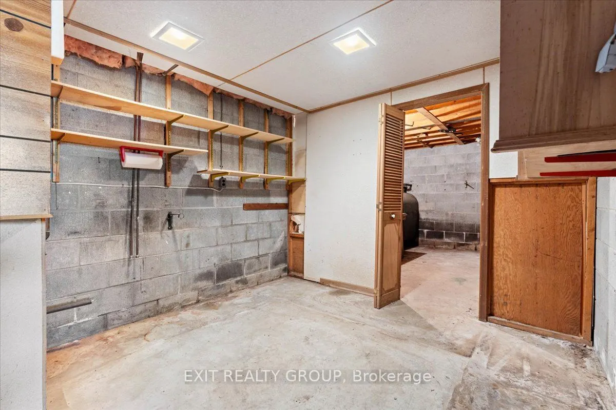 22649 Loyalist Parkway