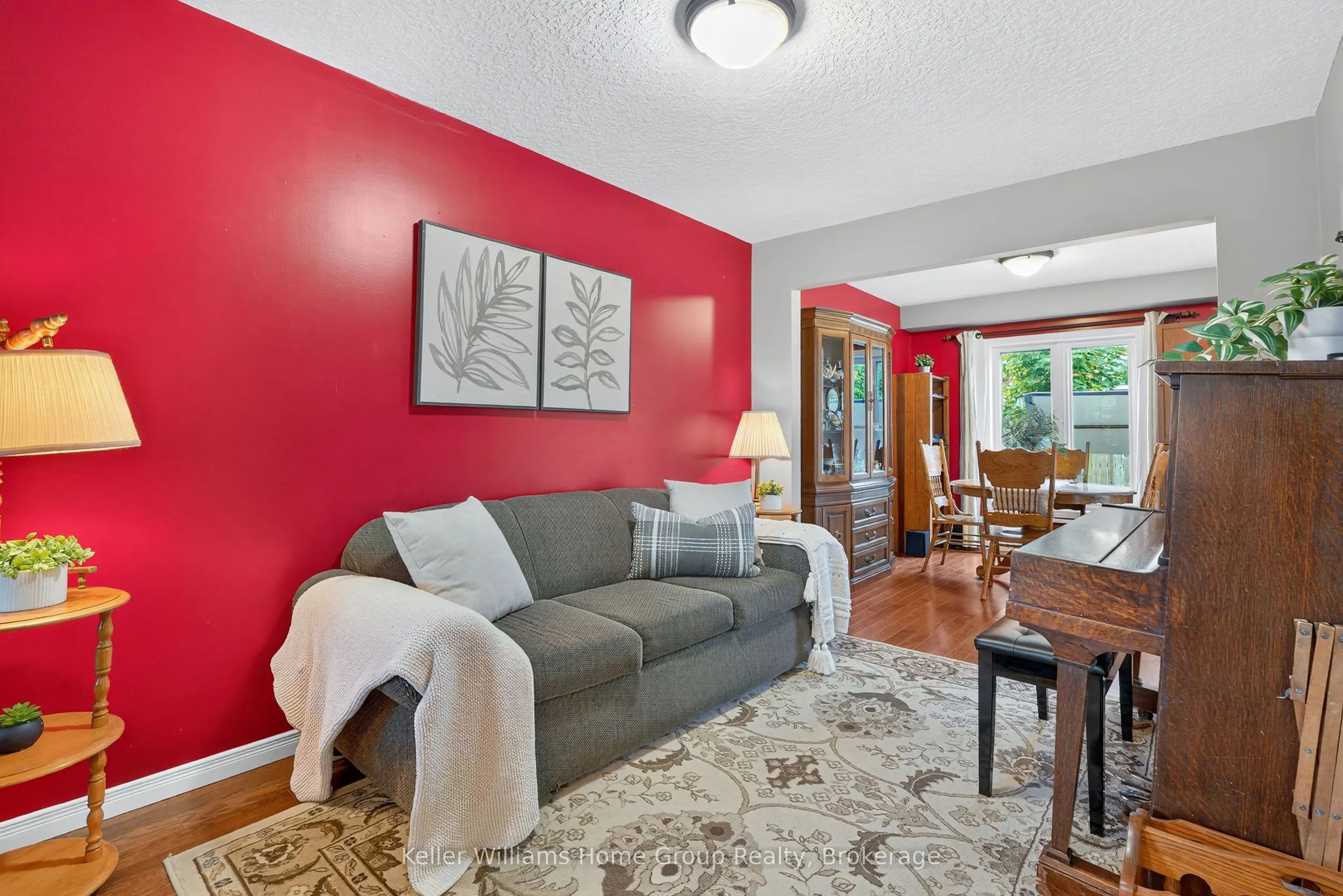 90 Udvari Crescent