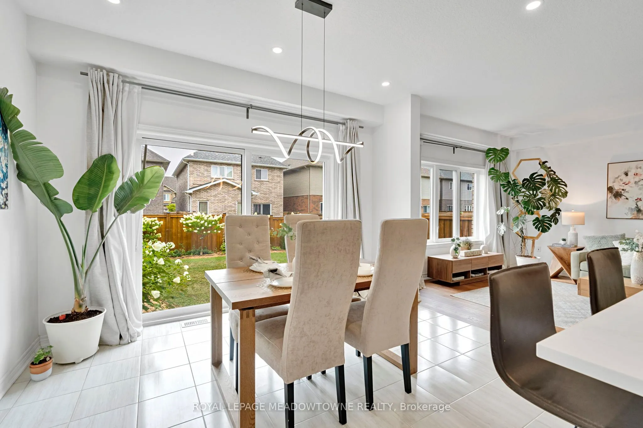 266 Dalgleish Trail