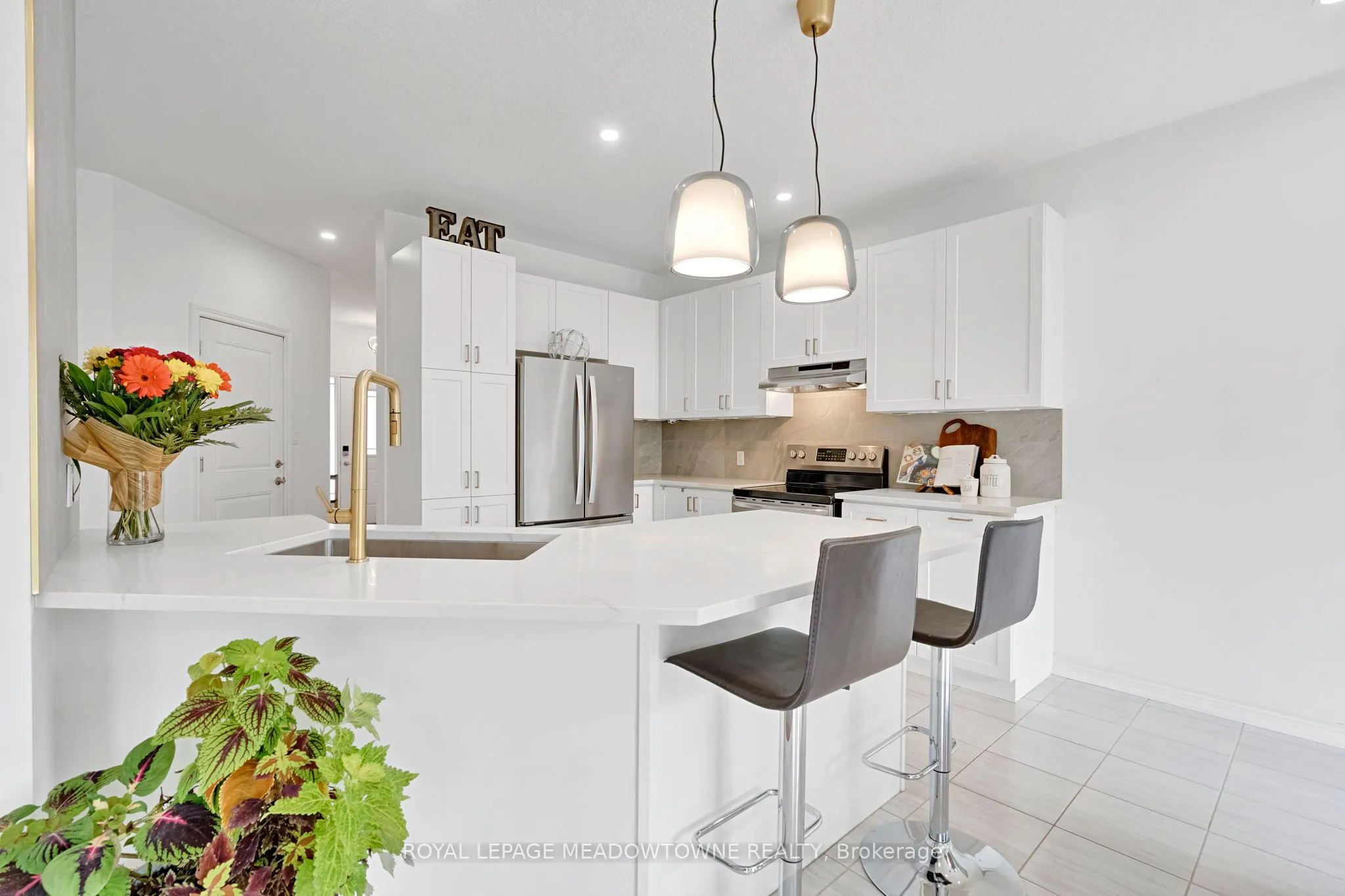 266 Dalgleish Trail