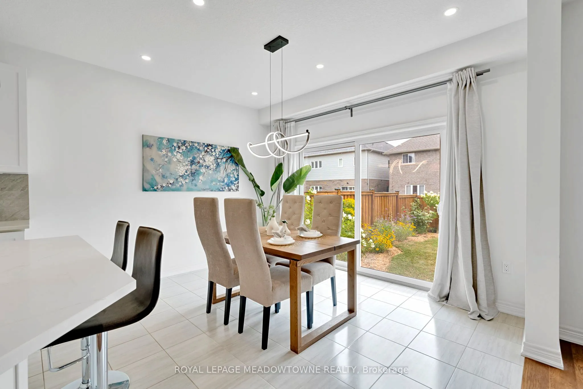 266 Dalgleish Trail