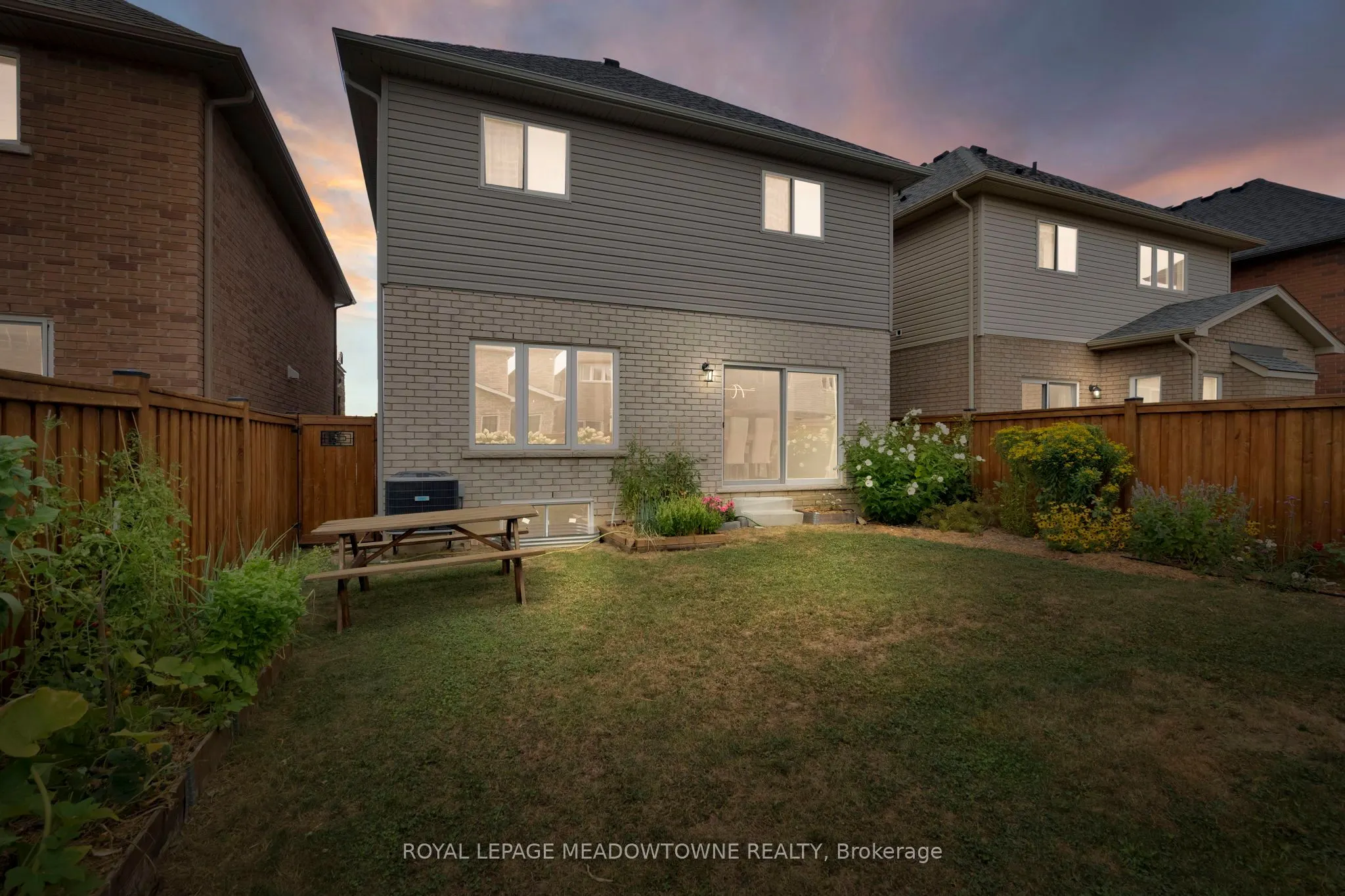 266 Dalgleish Trail