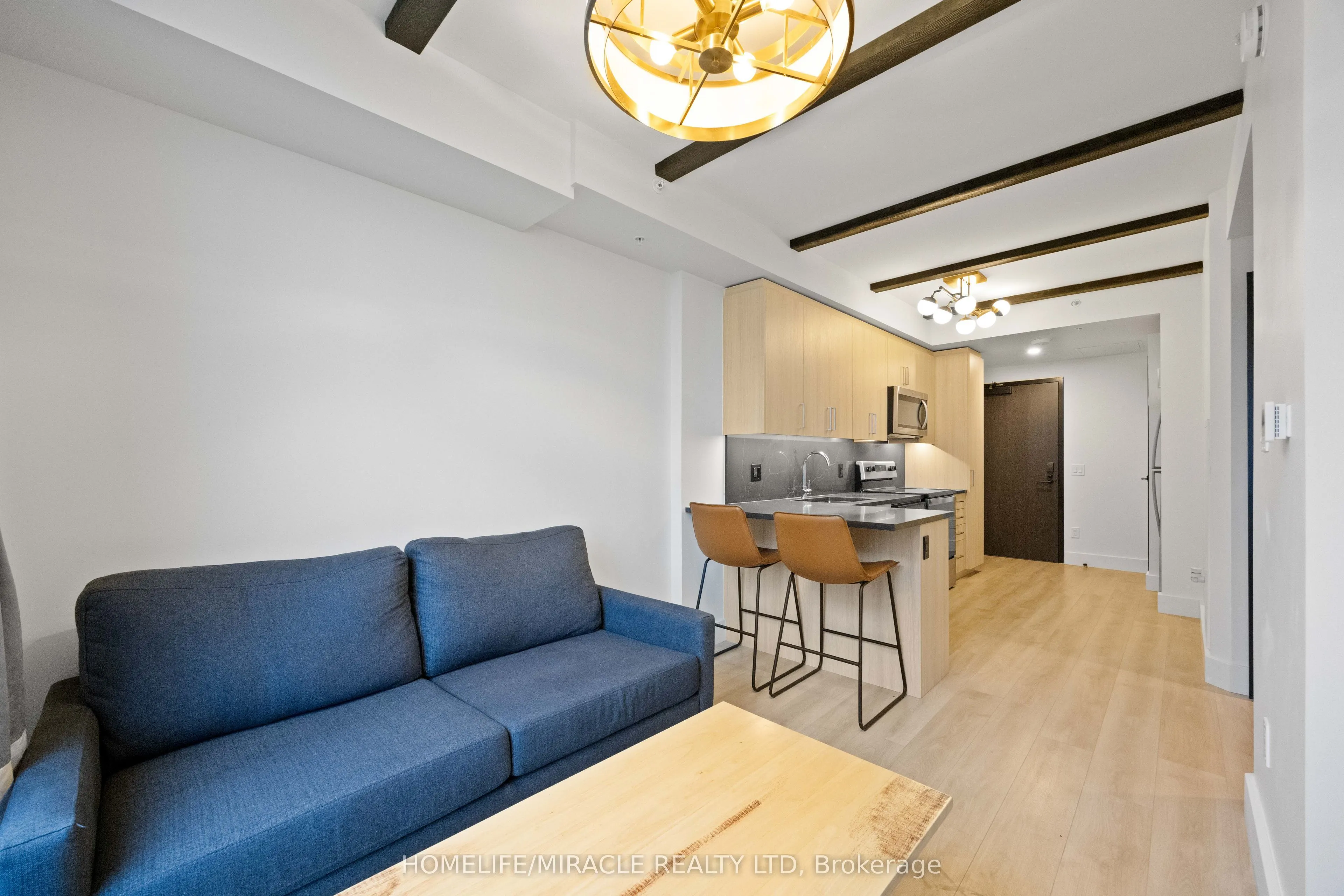 145 Columbia Street W, #1711