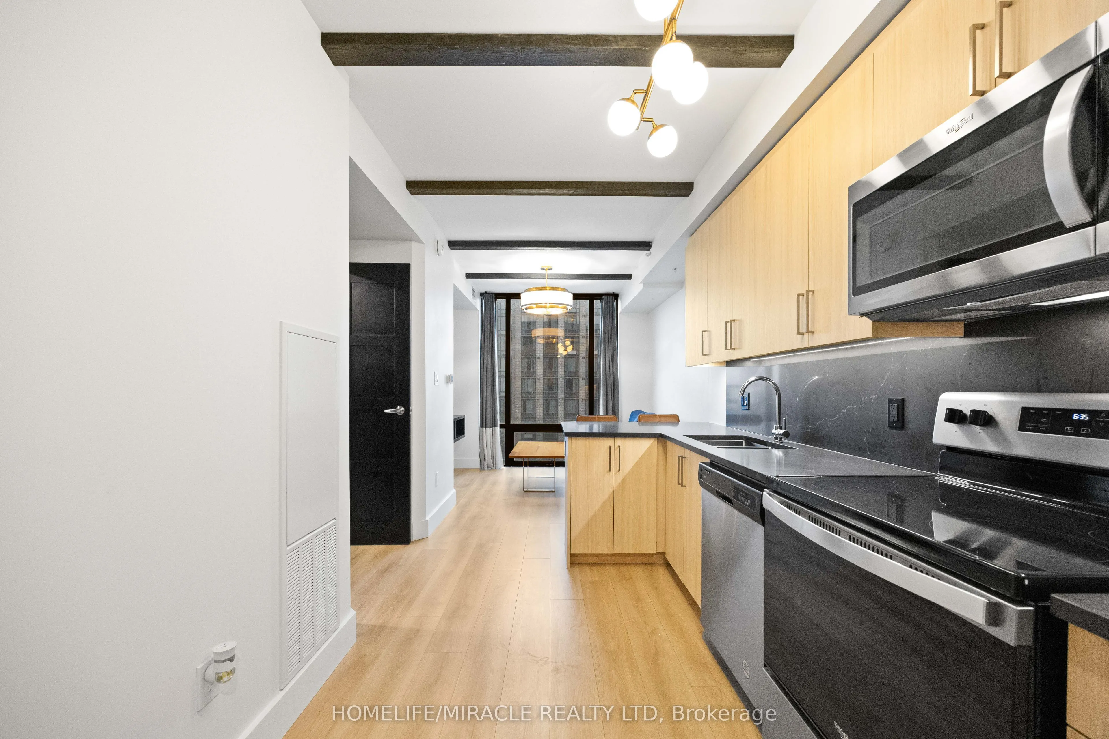 145 Columbia Street W, #1711