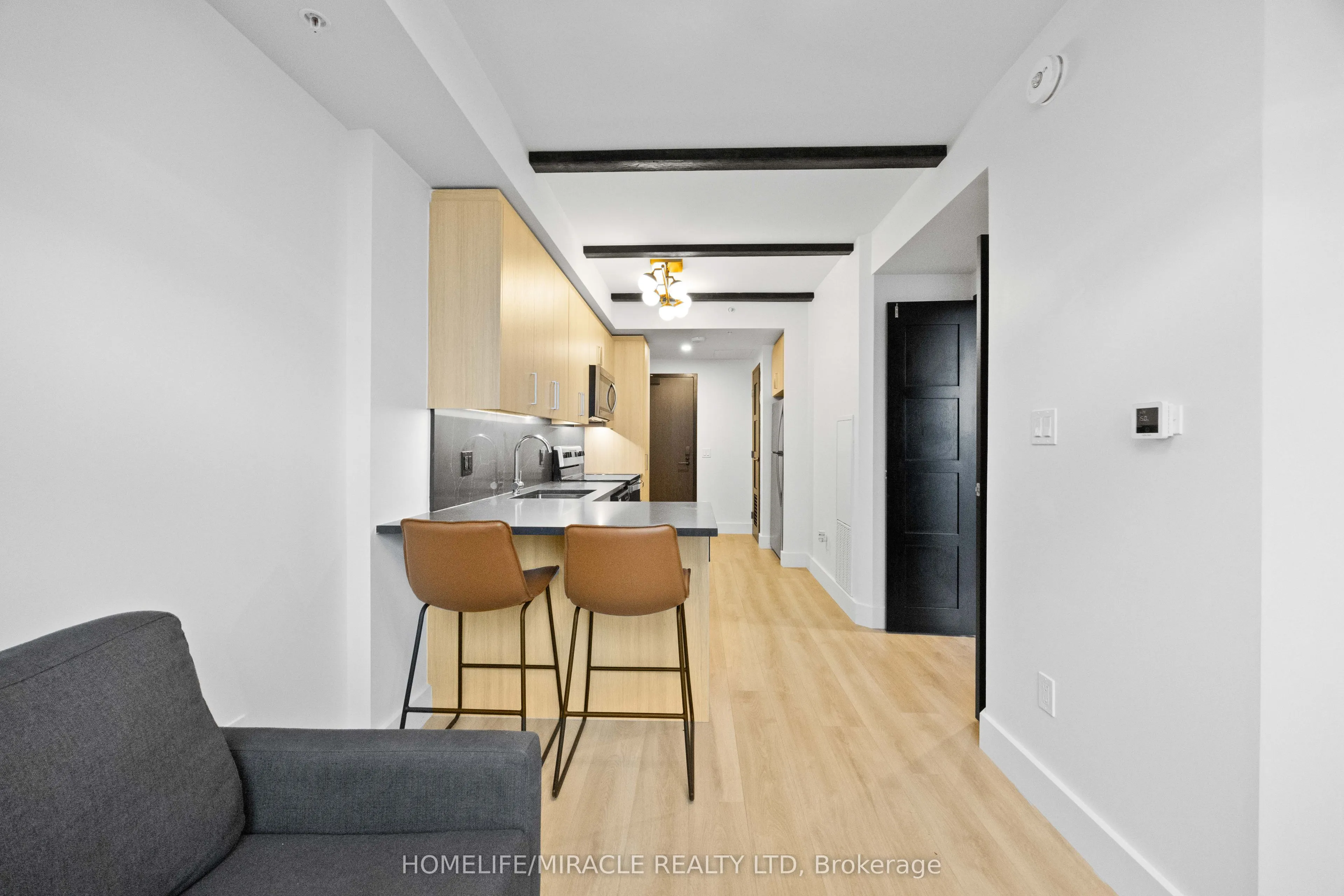 145 Columbia Street W, #1711