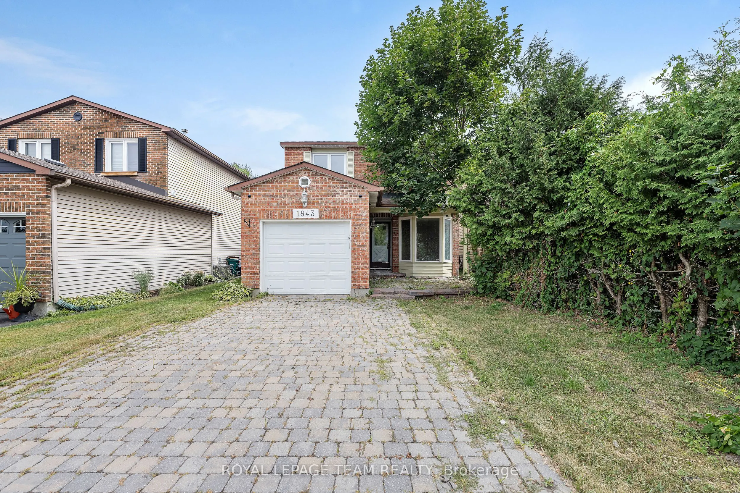 1843 Brousseau Crescent
