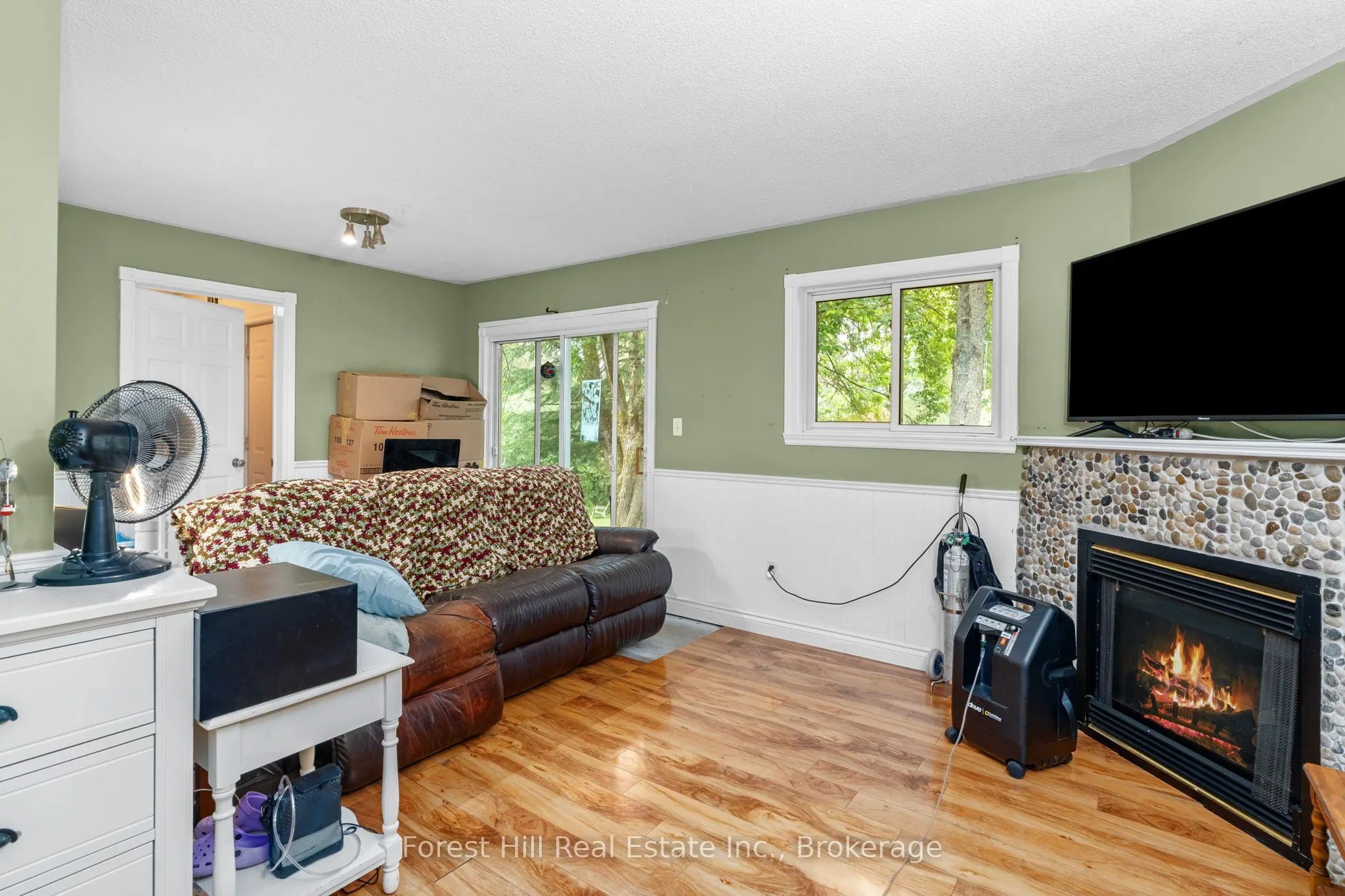 12 Crestview Drive