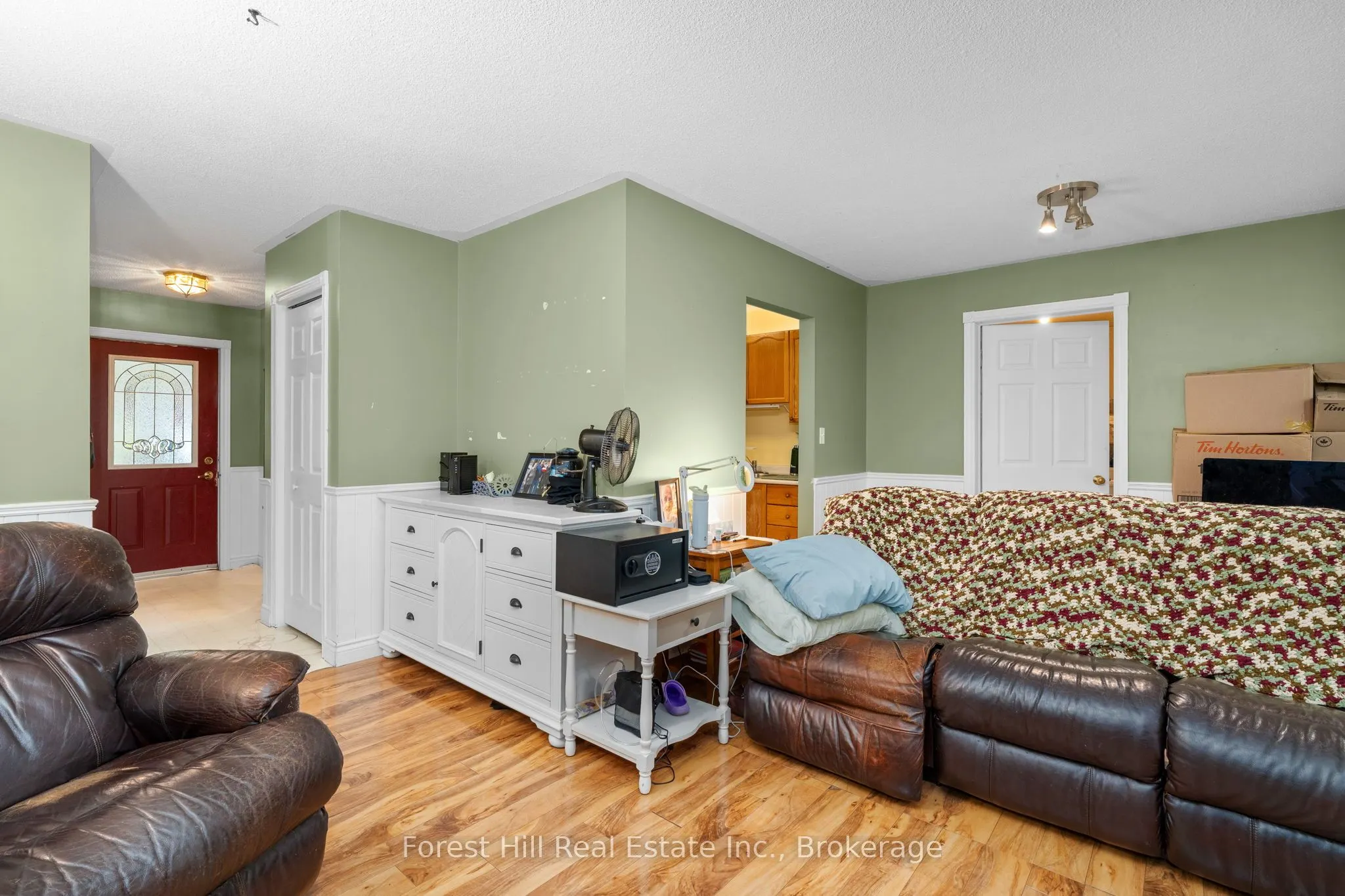12 Crestview Drive