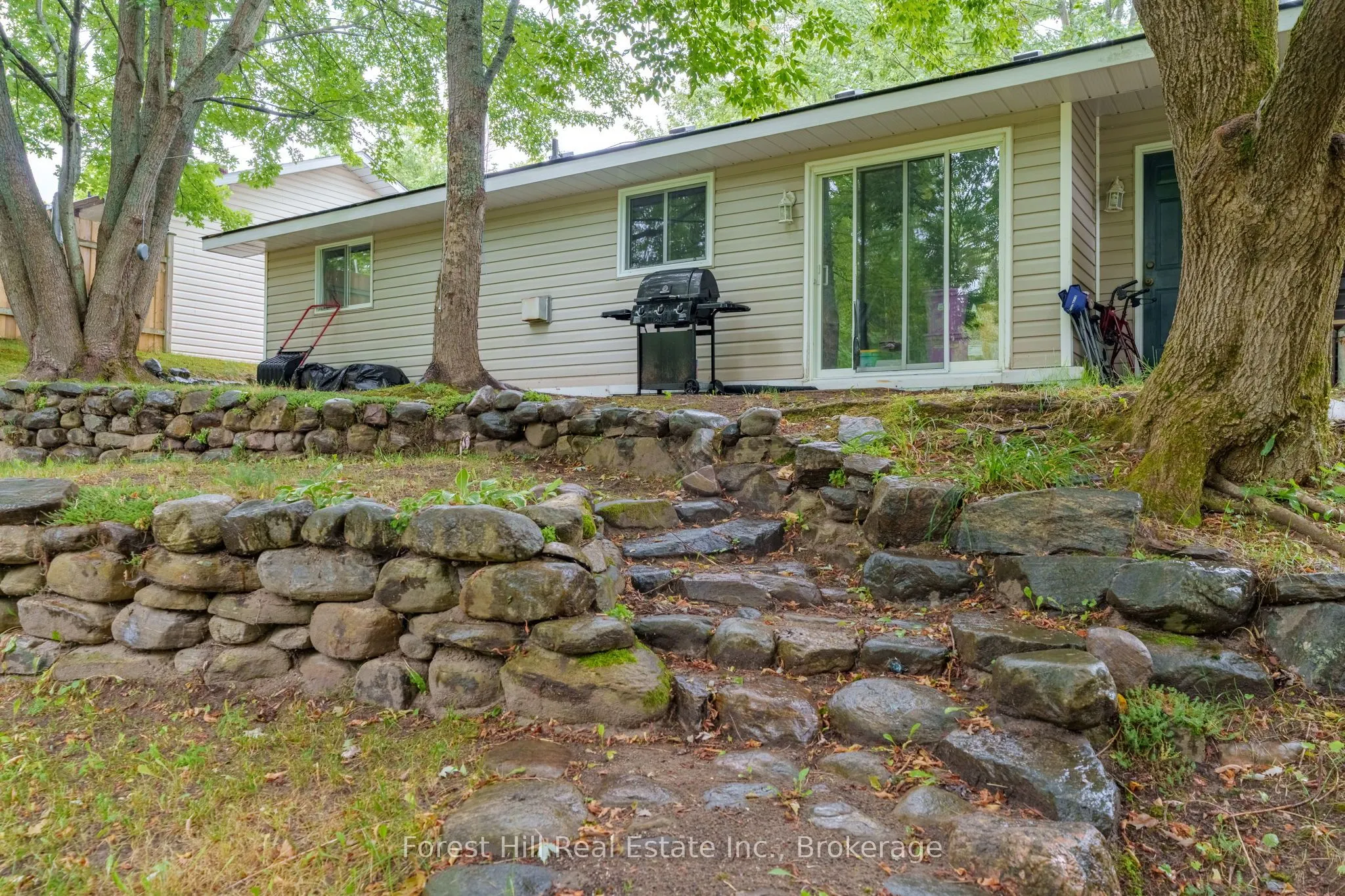 12 Crestview Drive