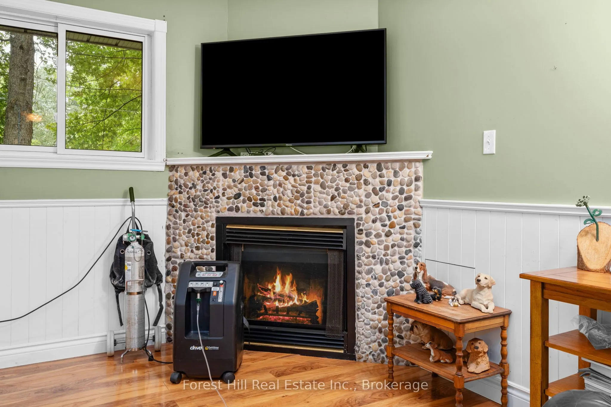 12 Crestview Drive