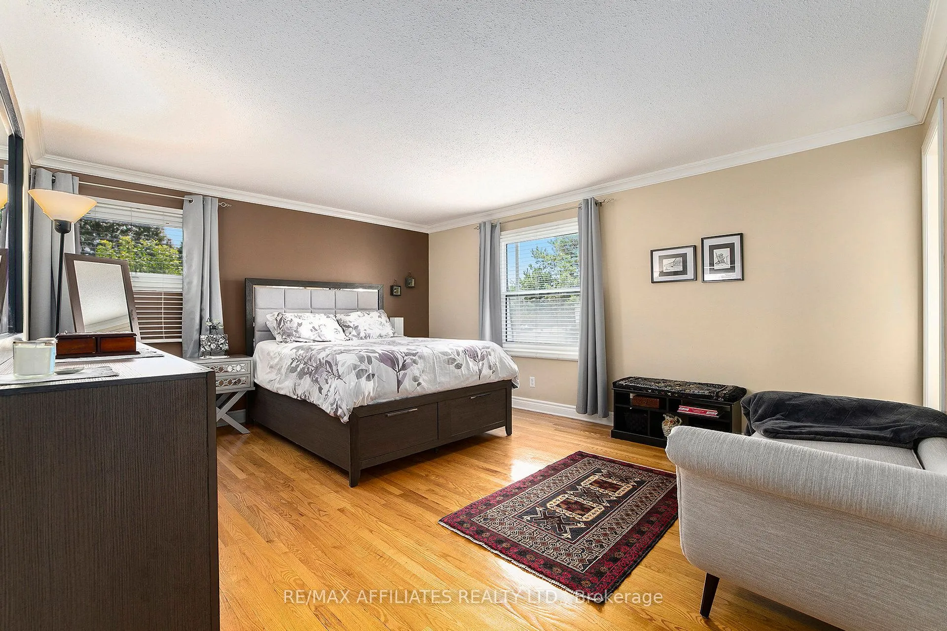23 SIOUX Crescent