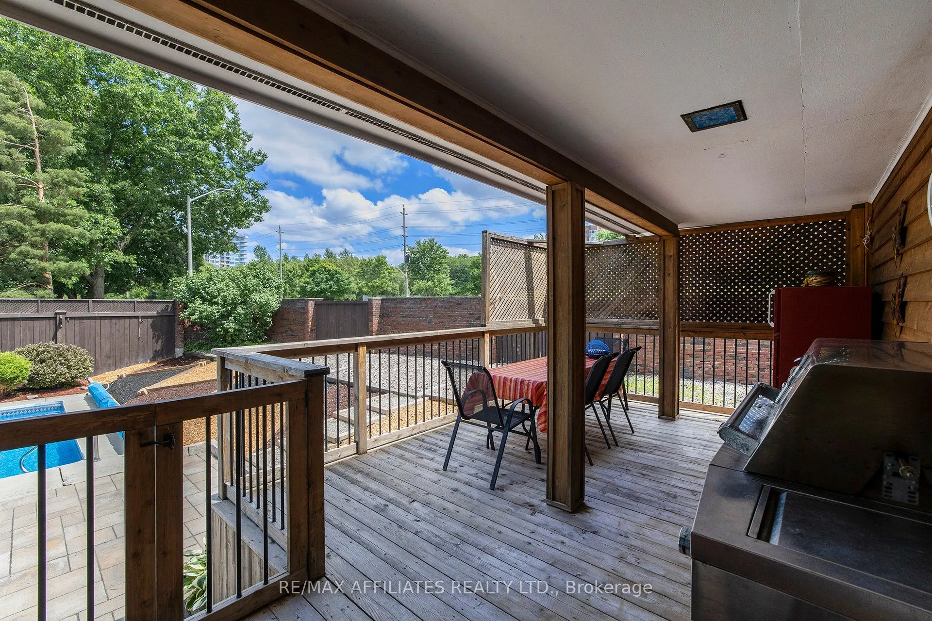23 SIOUX Crescent