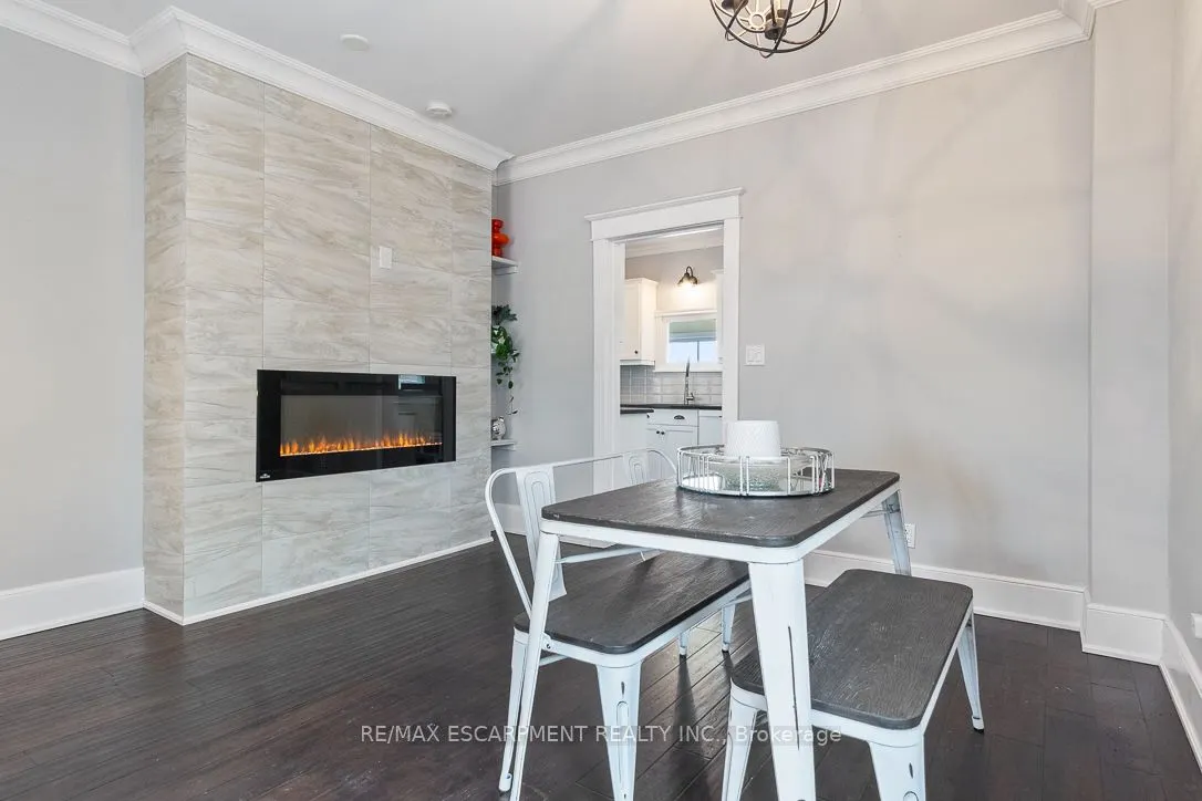 4297 East Avenue, #1