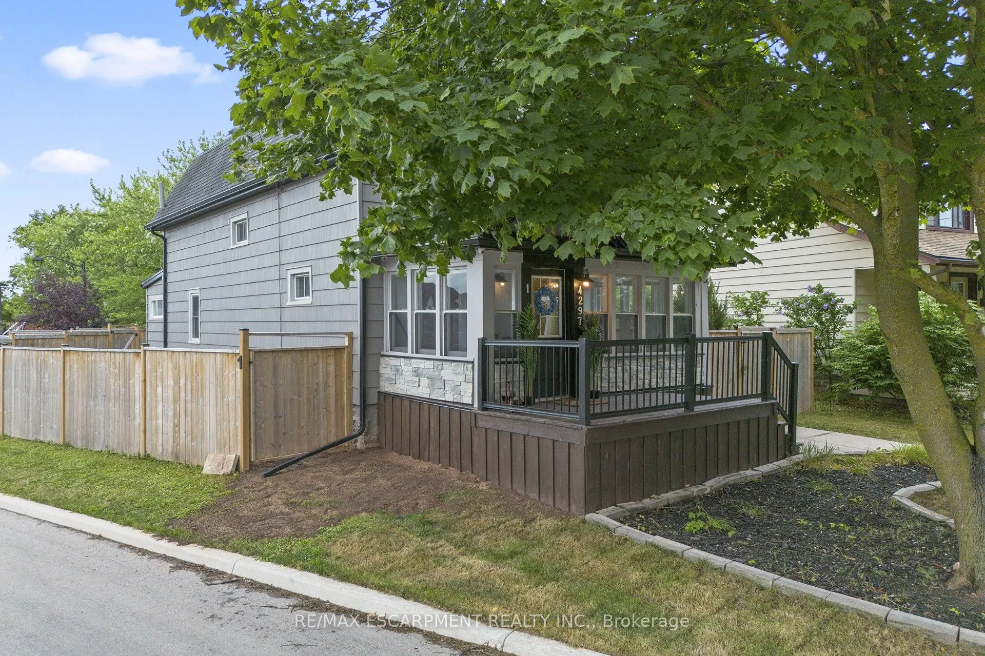 4297 East Avenue, #1