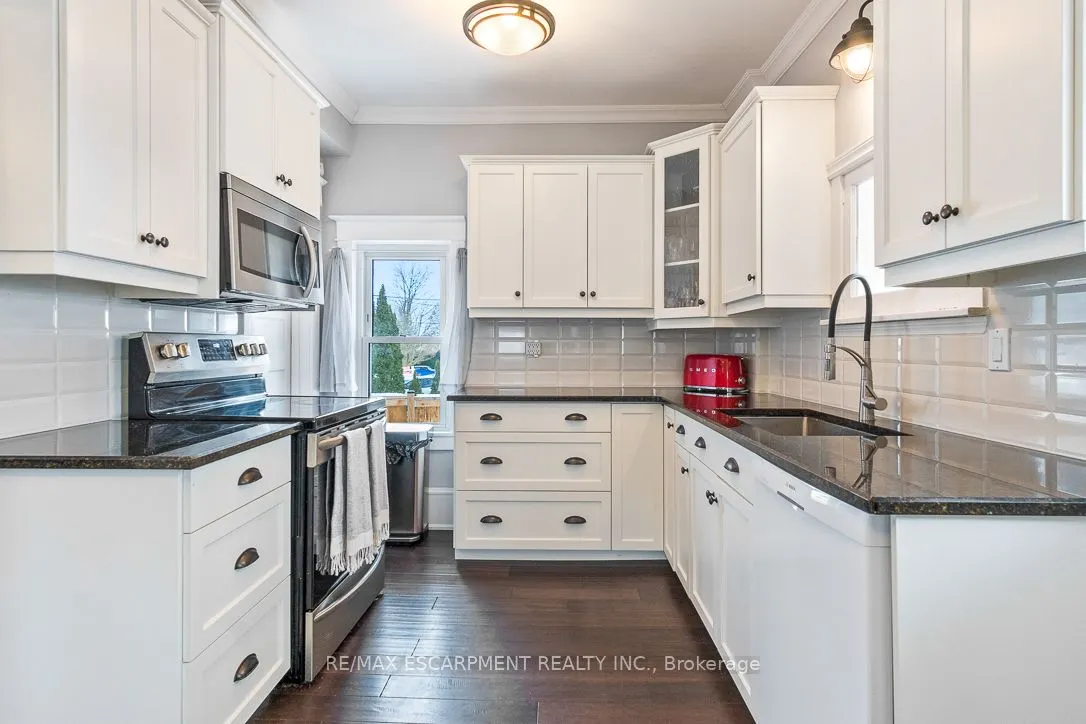 4297 East Avenue, #1