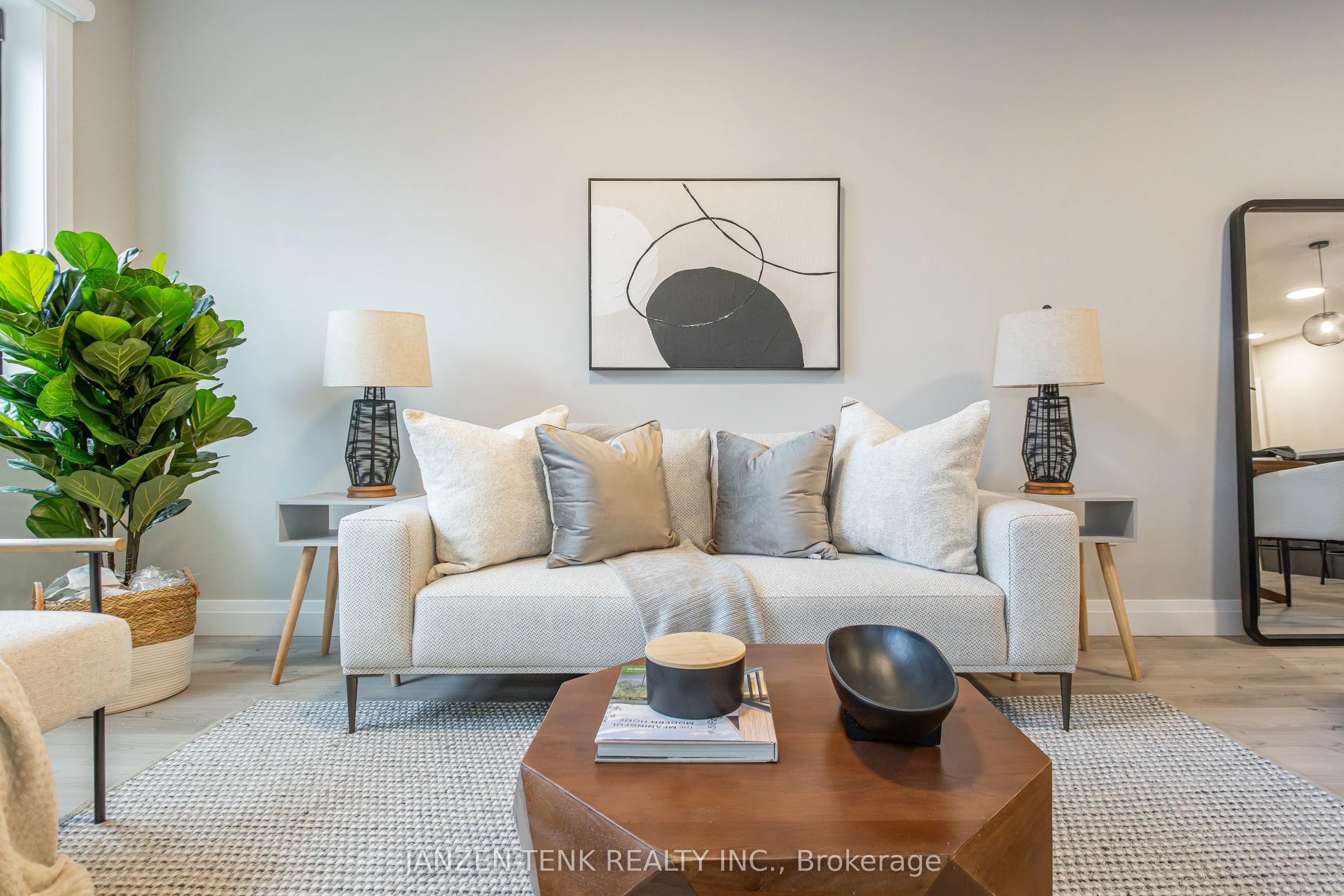 1150 Fanshawe Park Road E, #302
