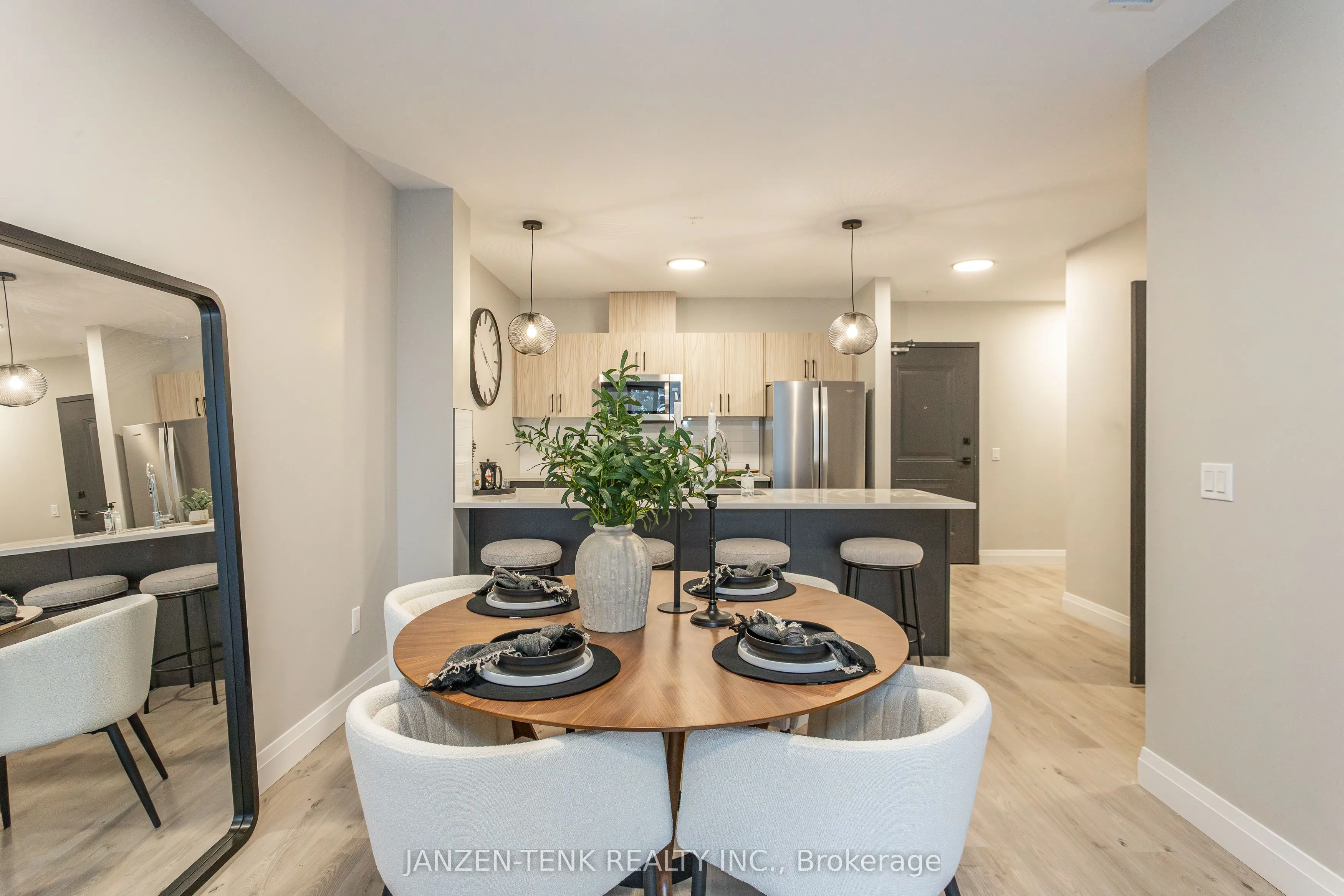 1150 Fanshawe Park Road E, #302