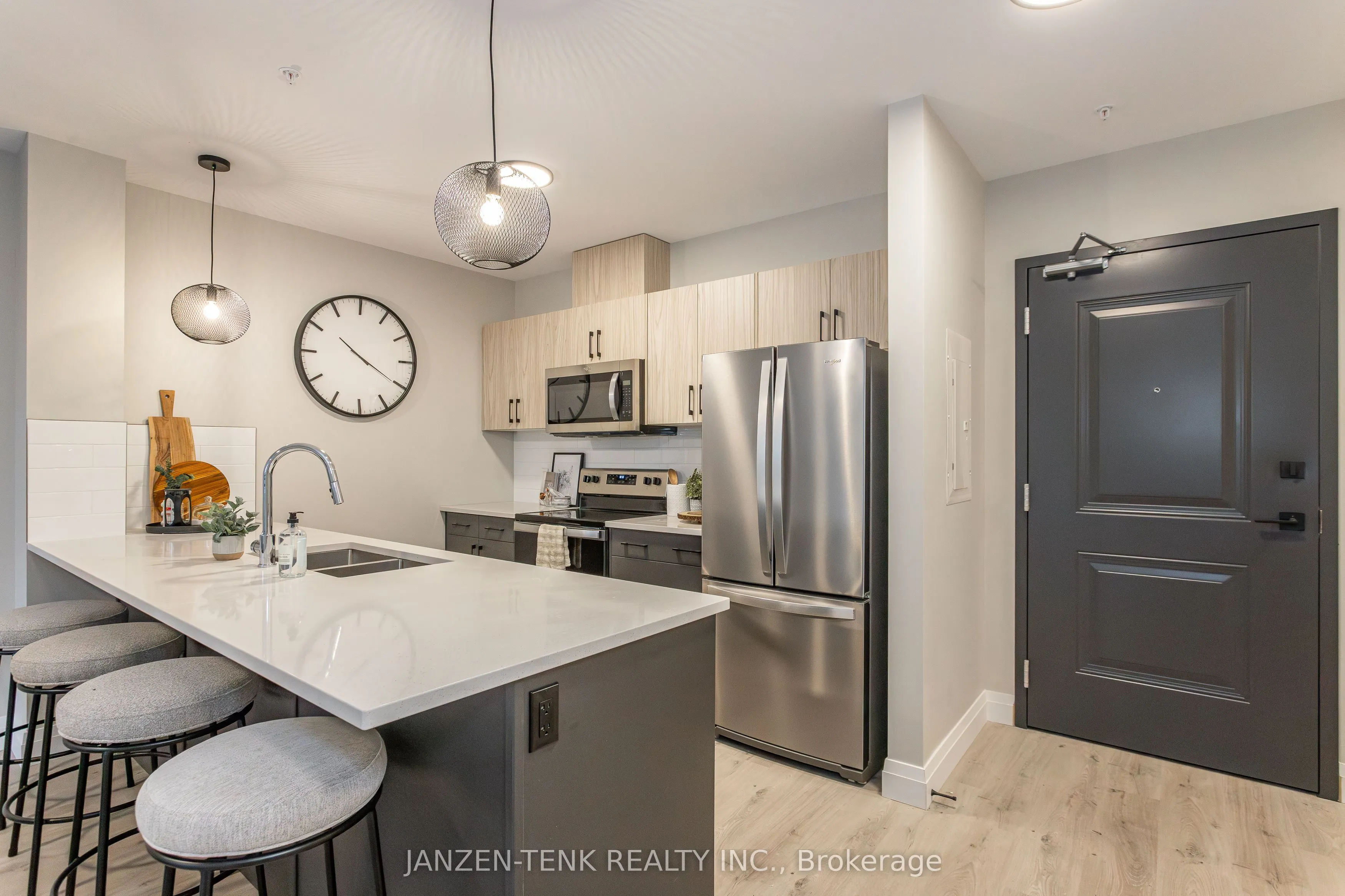 1150 Fanshawe Park Road E, #302