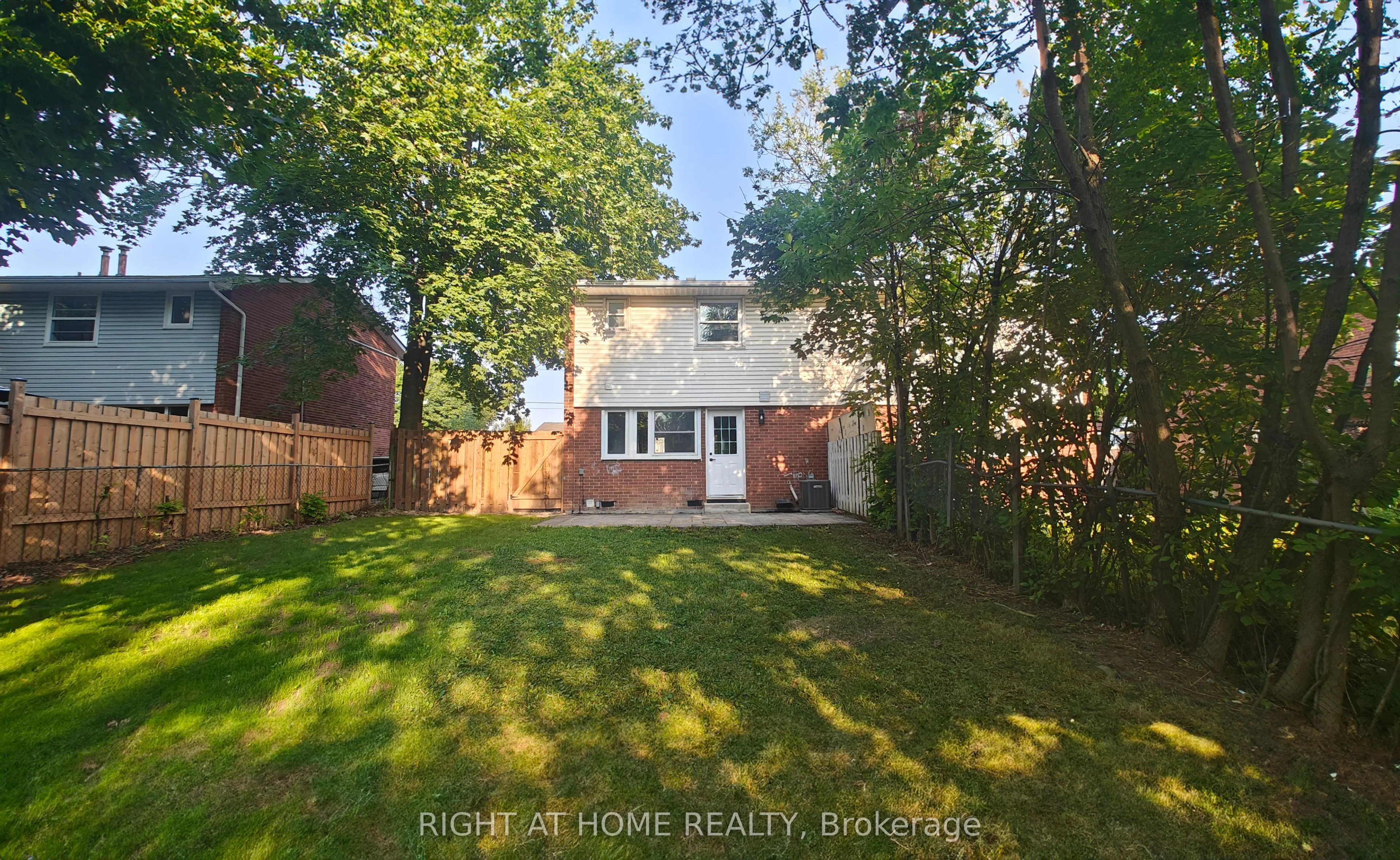 381 East 23rd Street