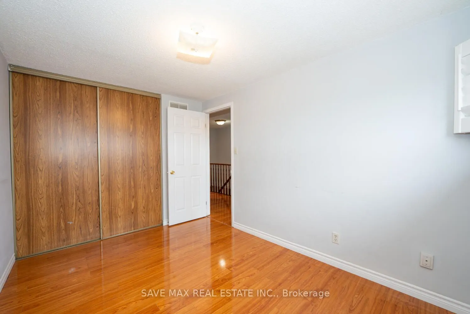 277 Macintosh Drive