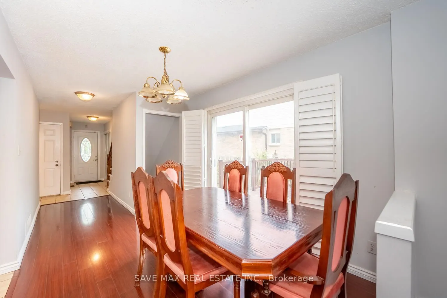 277 Macintosh Drive