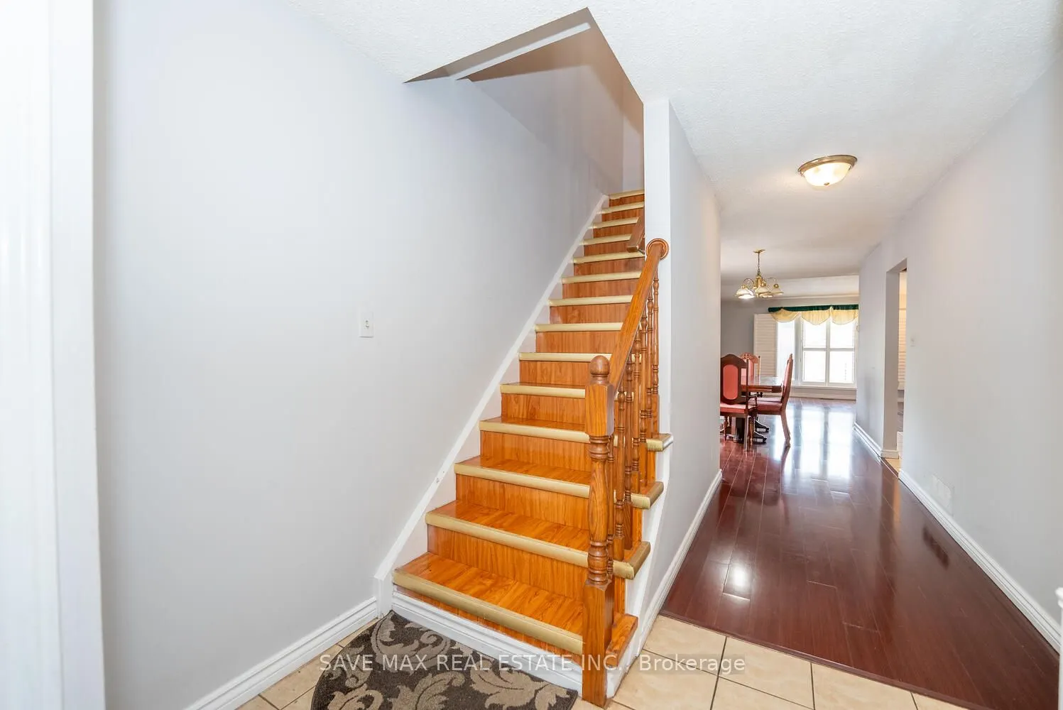 277 Macintosh Drive