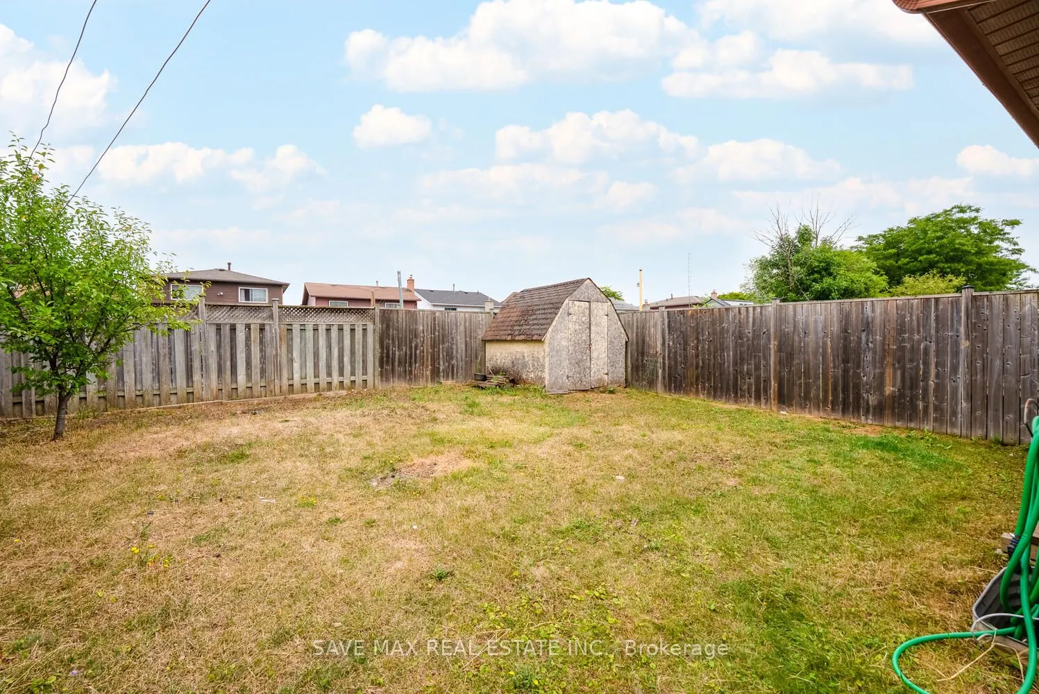 277 Macintosh Drive