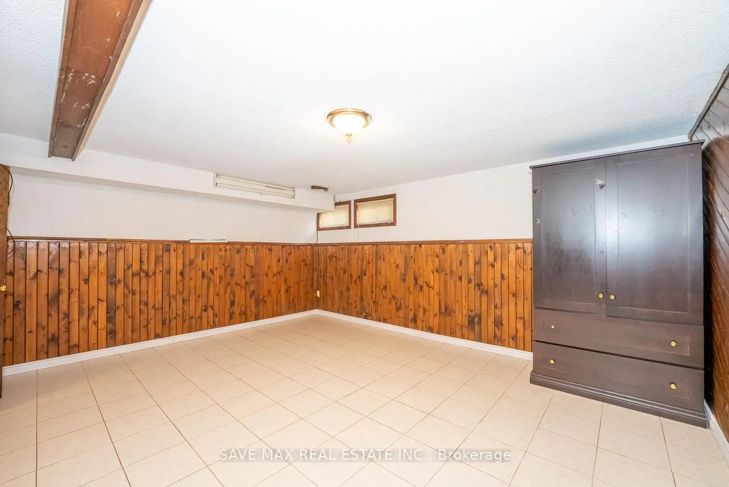 277 Macintosh Drive