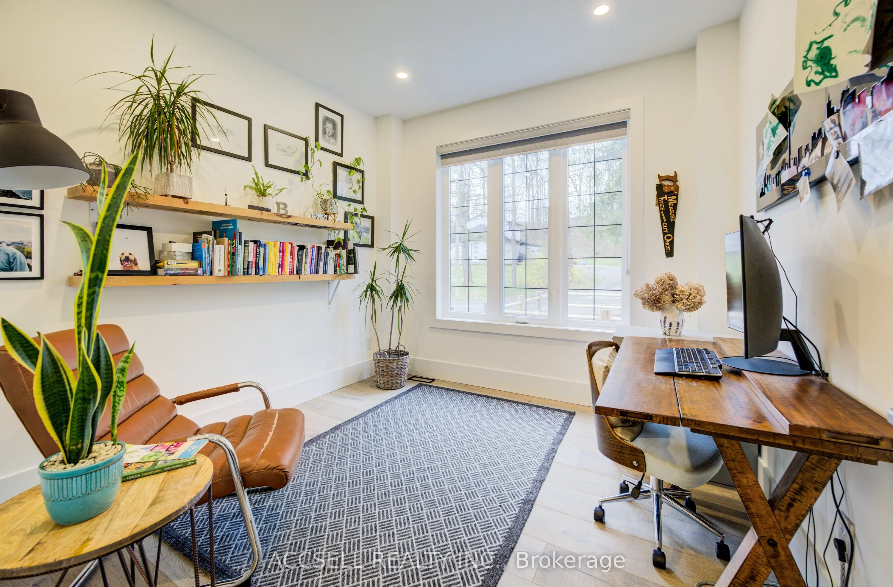 1095 Mineral Springs Road
