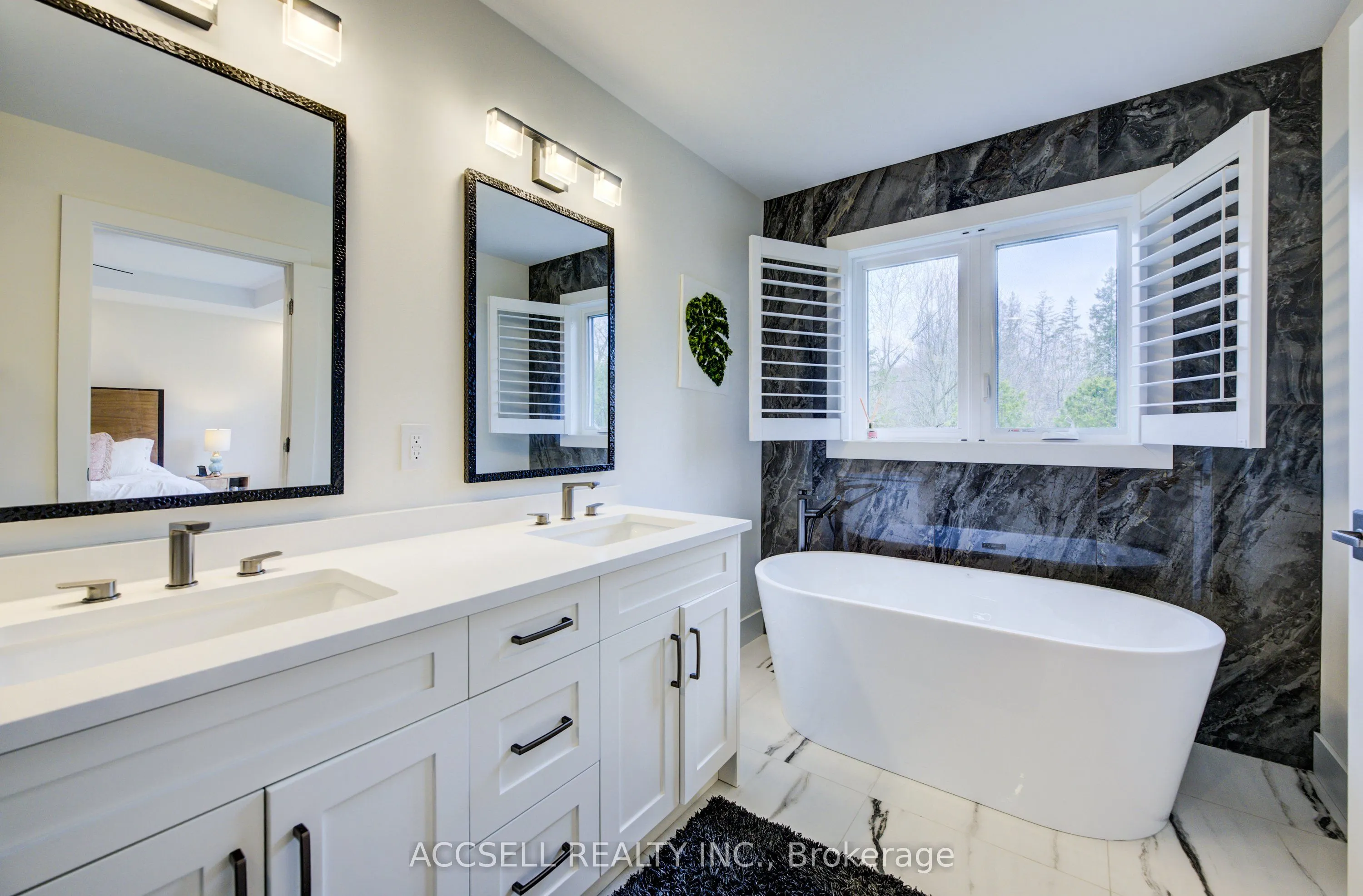 1095 Mineral Springs Road