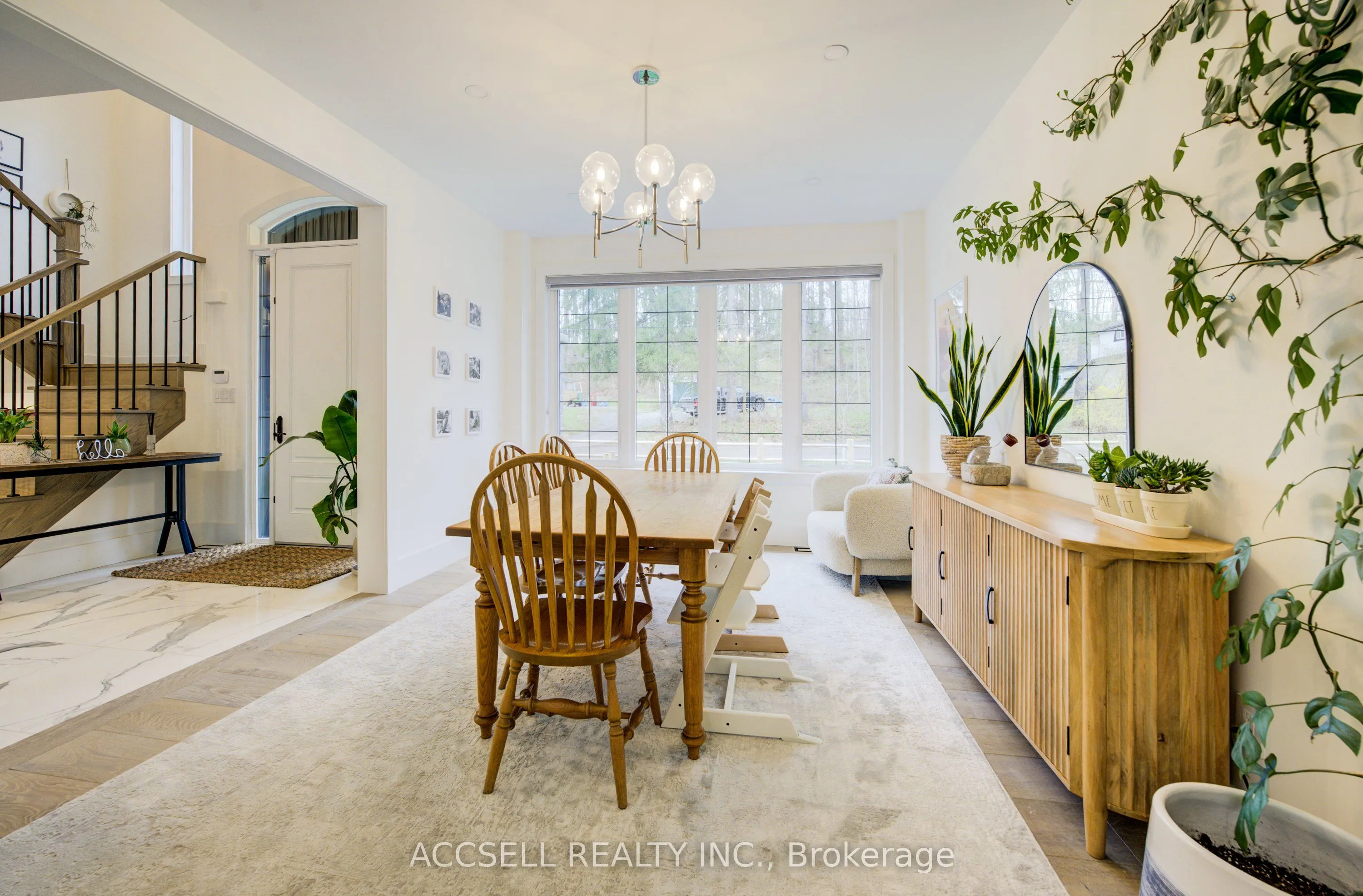 1095 Mineral Springs Road
