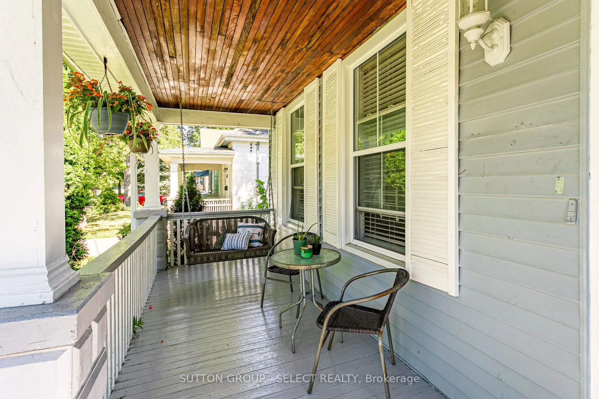 716 WILLIAM Street