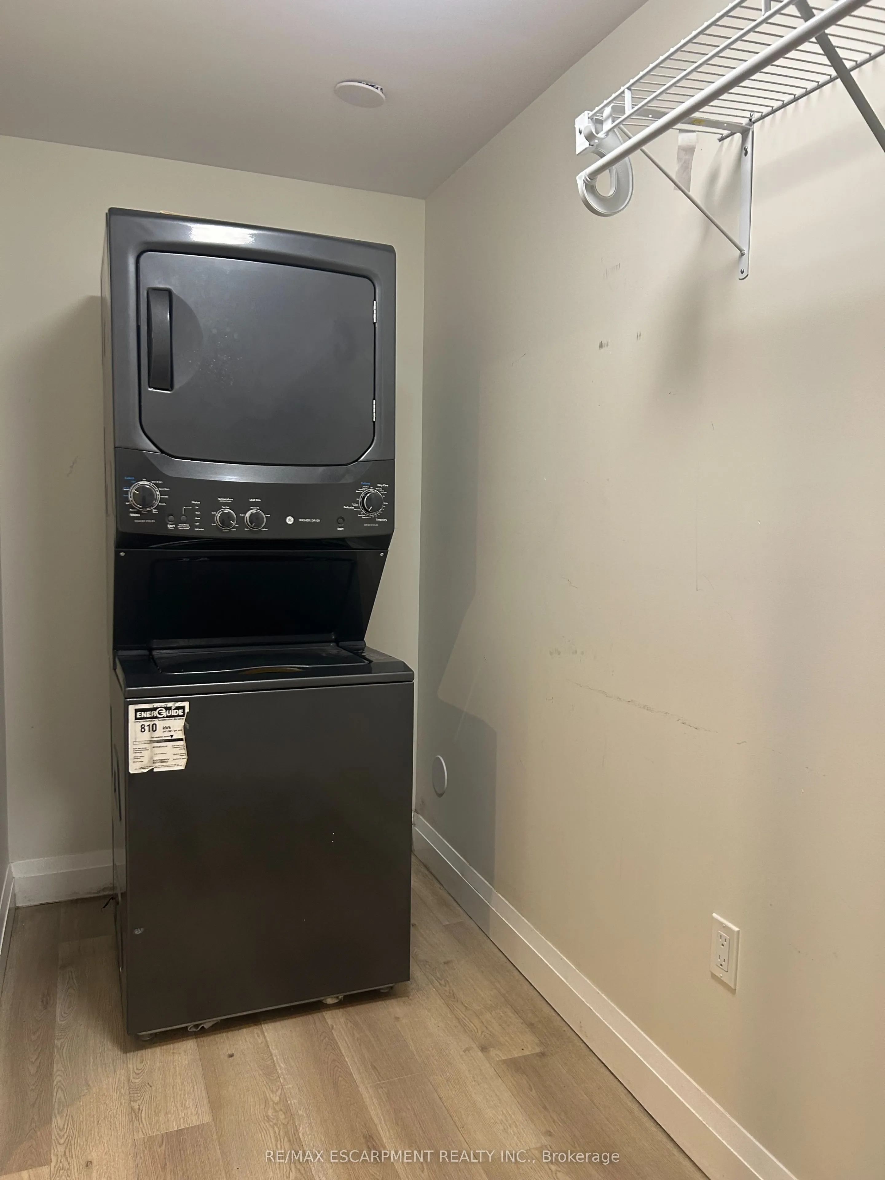 4871 Allan Court
