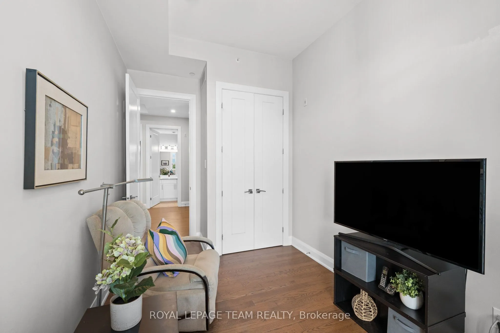 110 Cortile Private, #310
