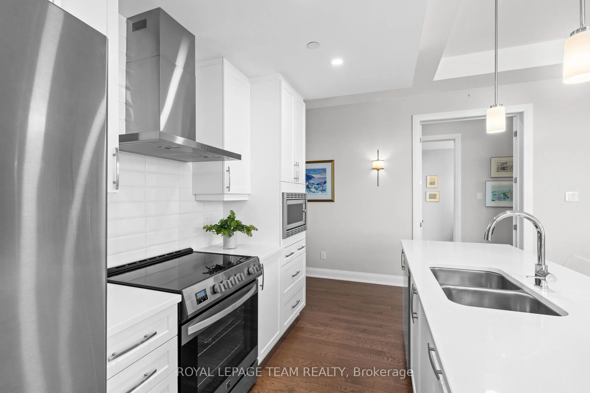 110 Cortile Private, #310