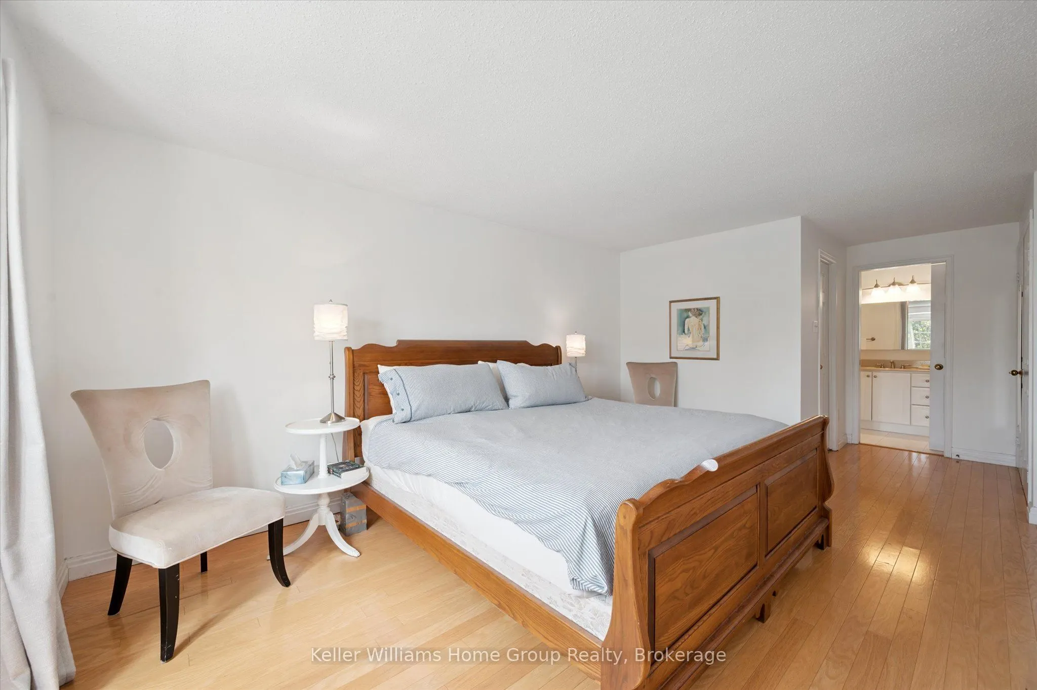 106 Woodlawn Road E, #4