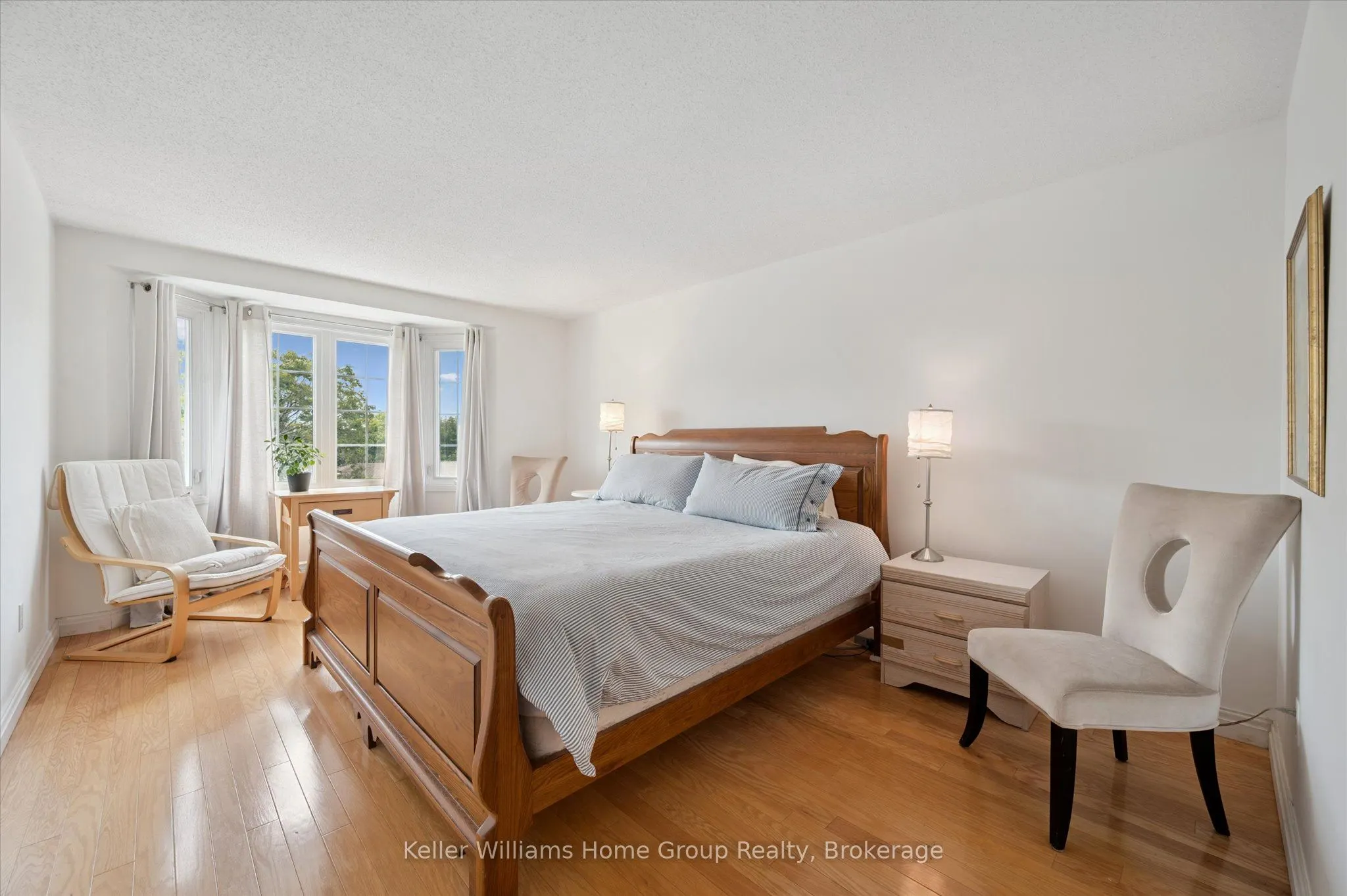 106 Woodlawn Road E, #4