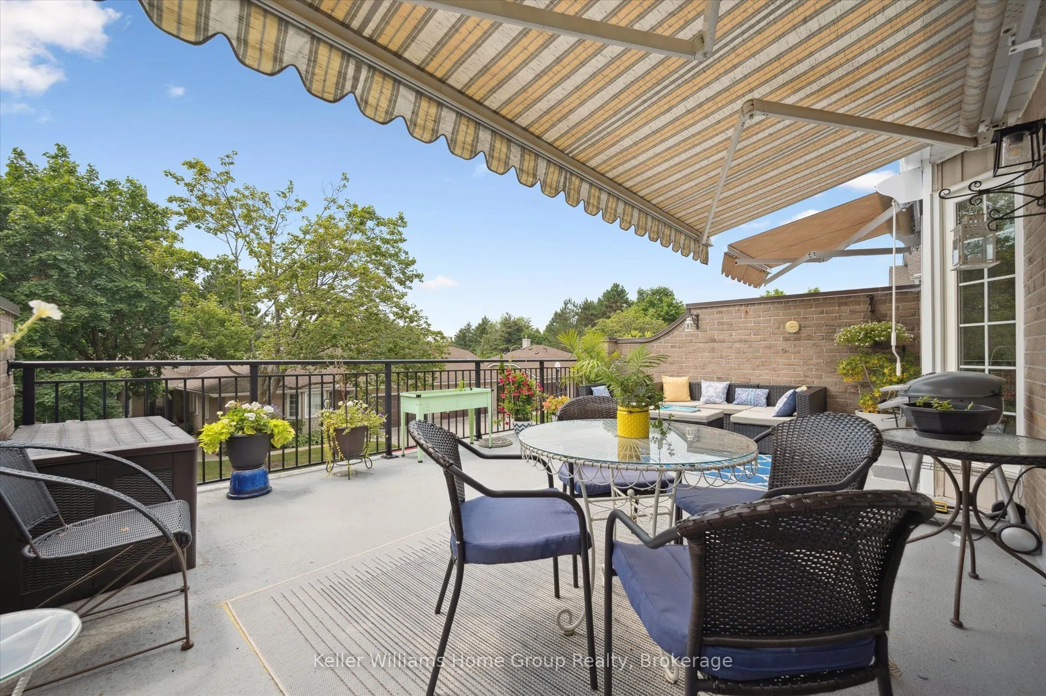106 Woodlawn Road E, #4