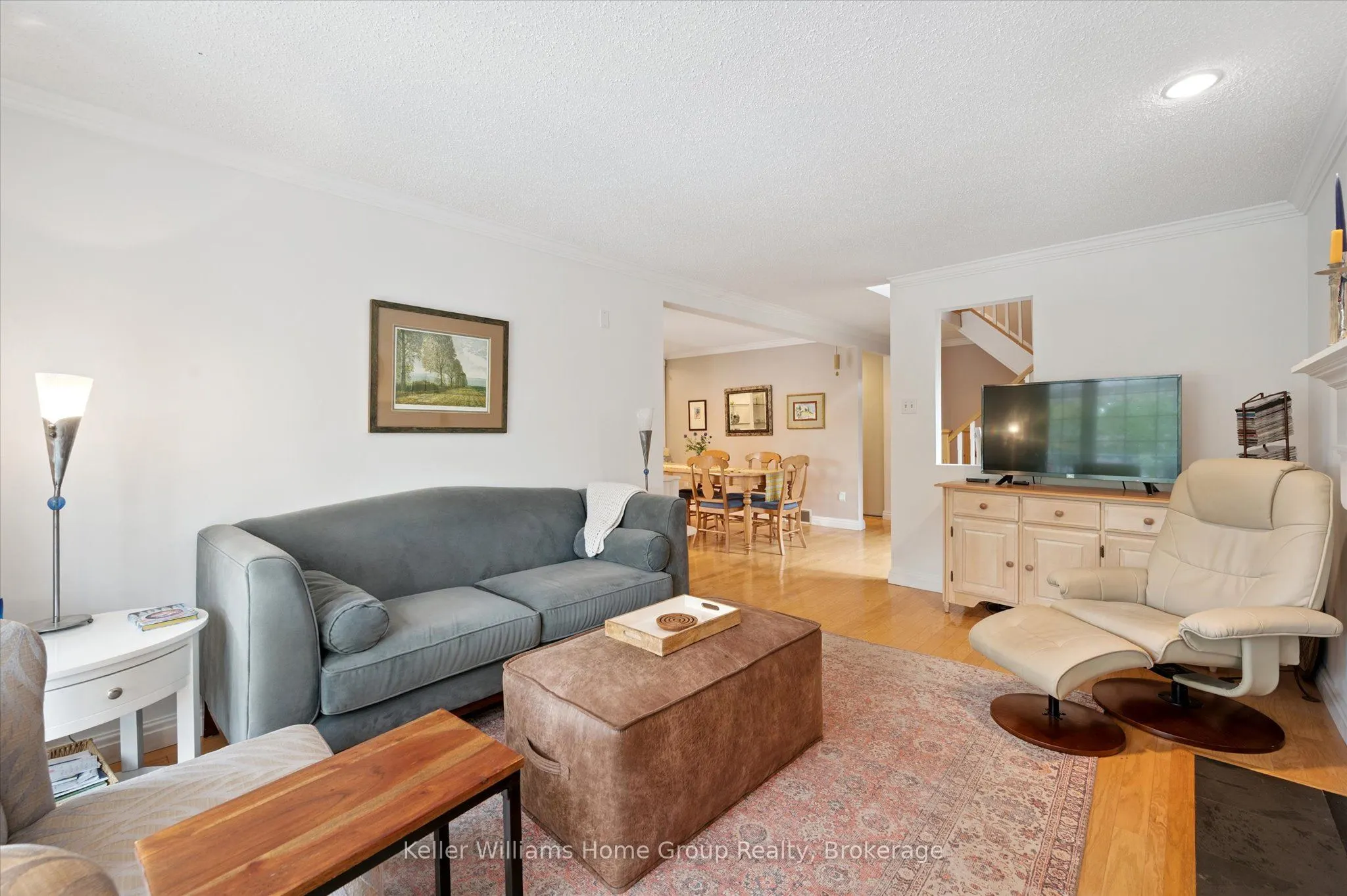 106 Woodlawn Road E, #4
