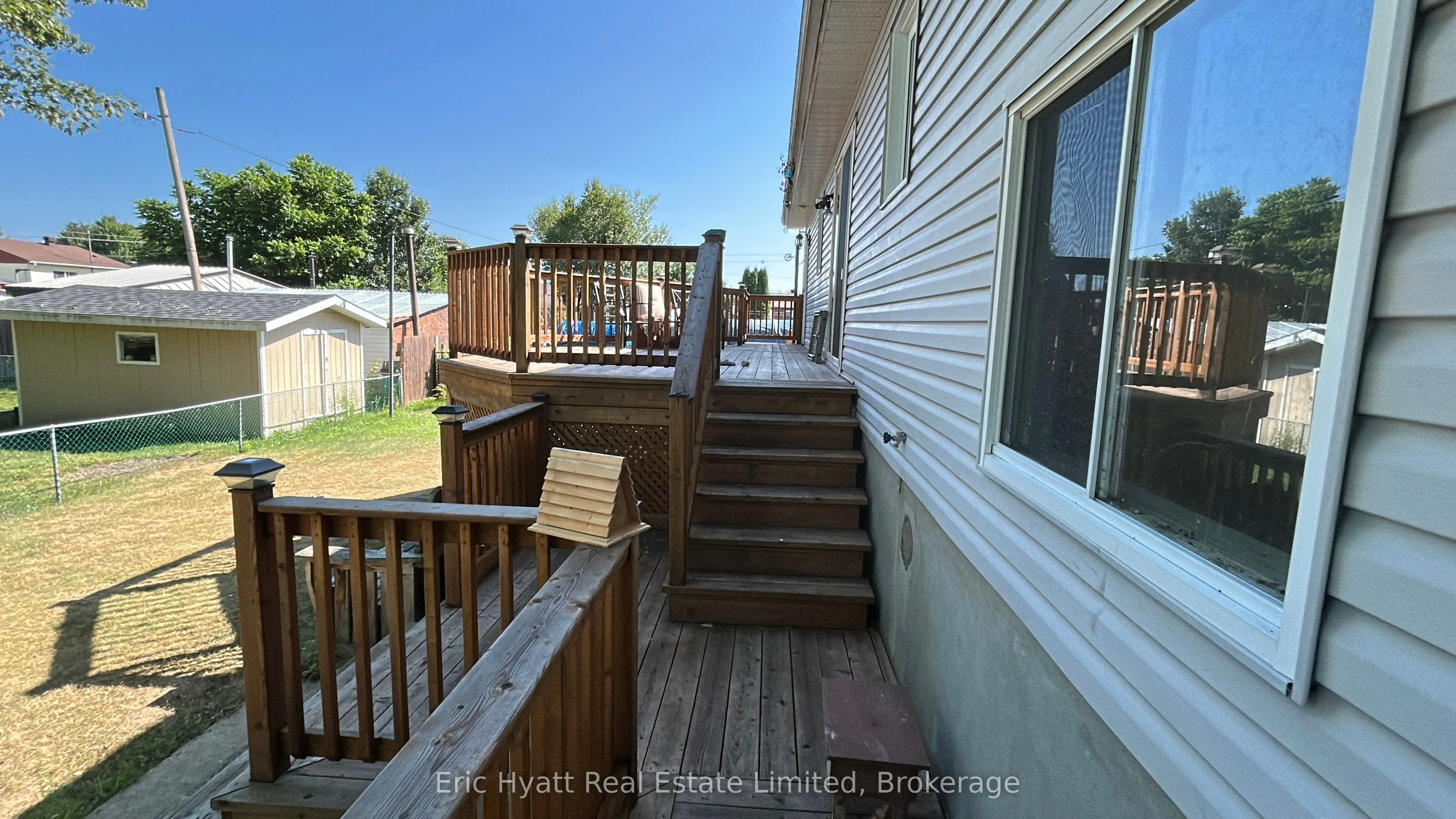 372 OUELLETTE Crescent E