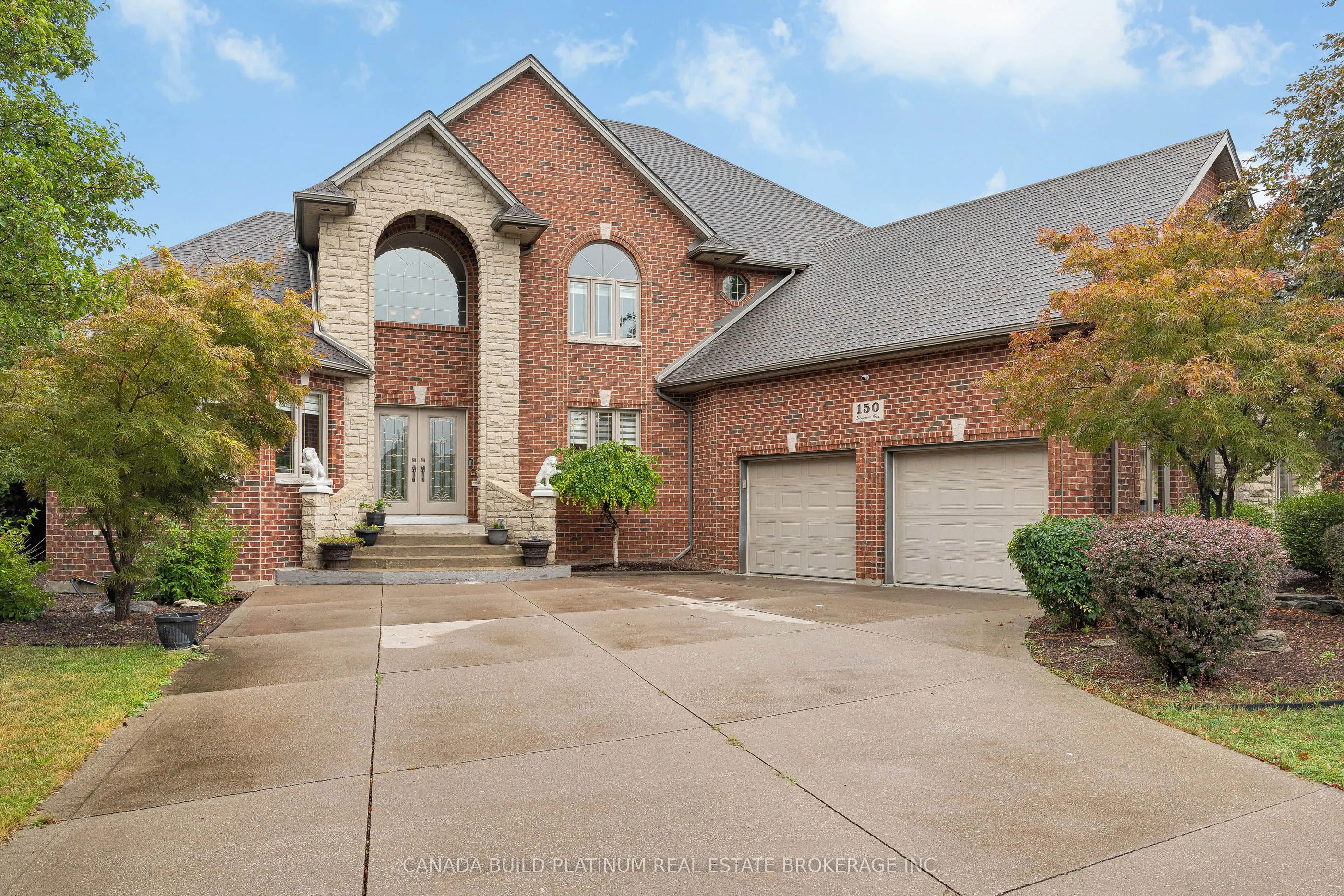 150 Seymour Crescent