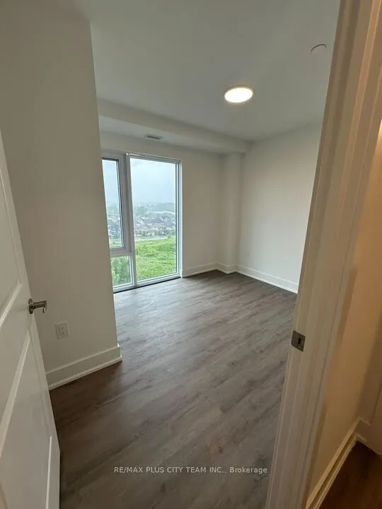 575 Conklin Road, #907