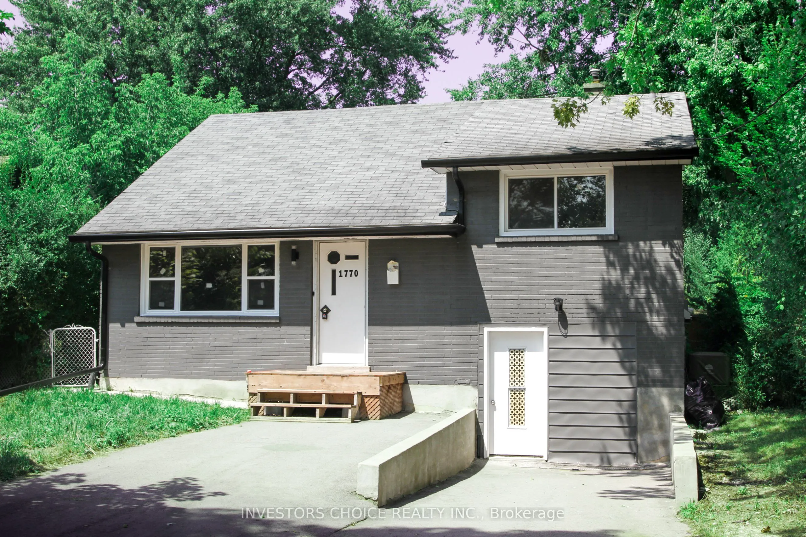 1770 Seeley Drive