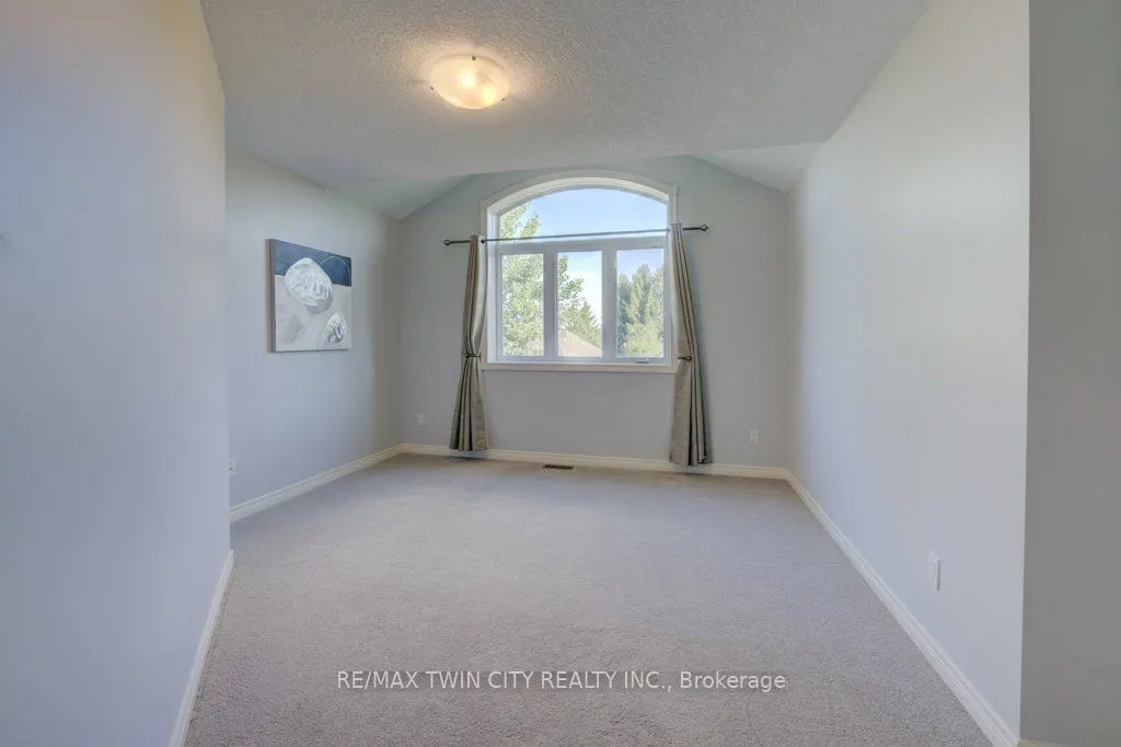 215 Hostetler Road